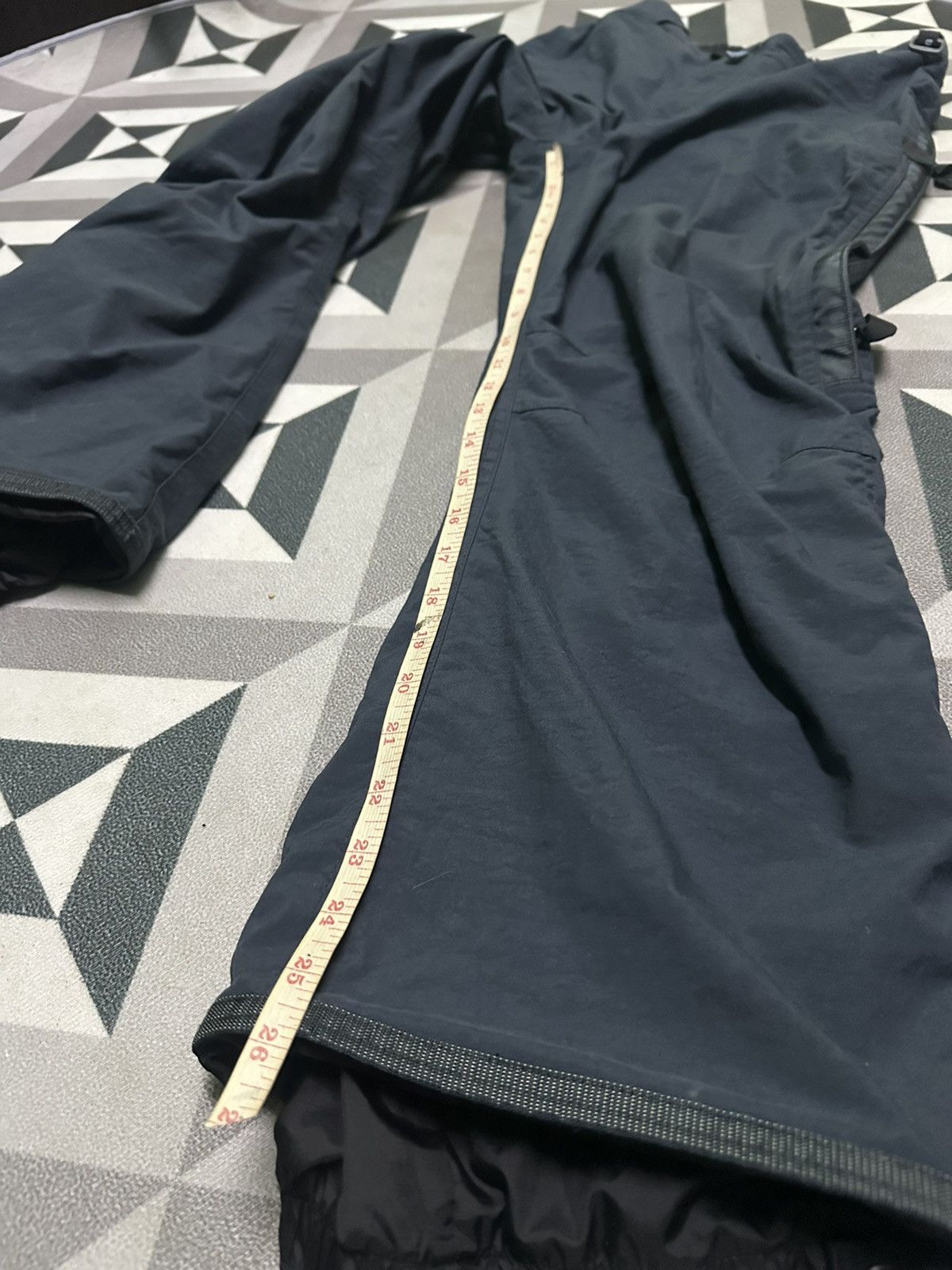 Nike ACG Nike ACG PANTS ski Size 28" / US 6 / IT 42 - 12 Thumbnail