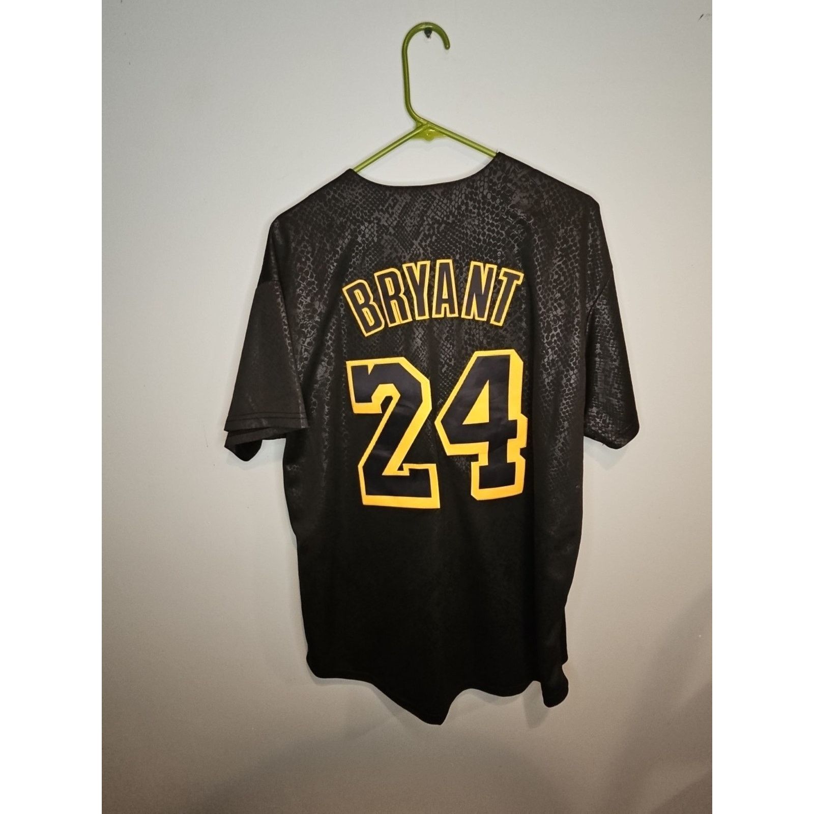 Other Kobe Bryant Black Mamba Baseball Jersey Men’s XL Lakers SGA Size US XL / EU 56 / 4 - 7 Thumbnail