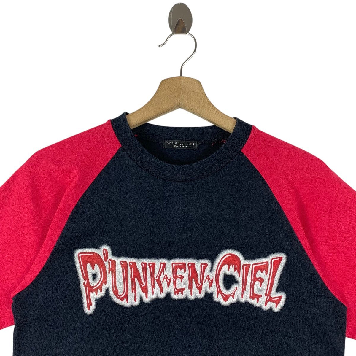 Band Tees × Japanese Brand L’ARC- EN-CEIL smile tour 2004 Japanese rock band tees Size US S / EU 44-46 / 1 - 2 Thumbnail