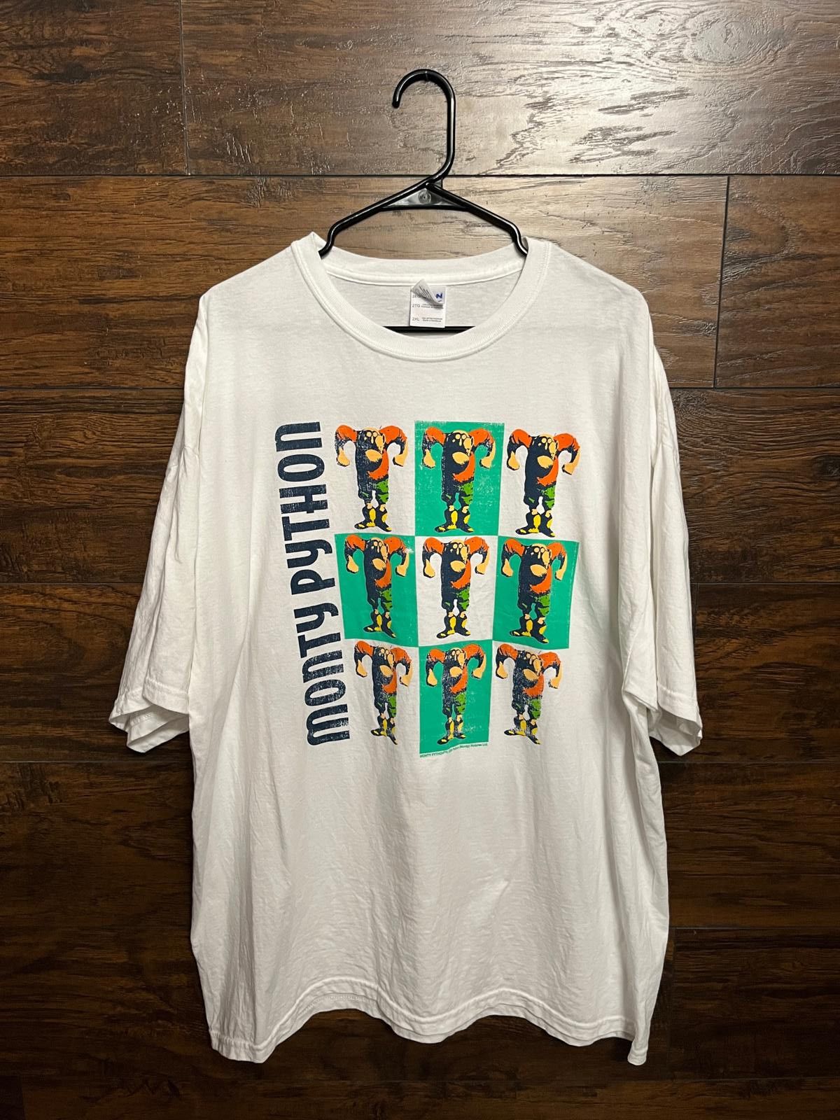 Designer Monty Python Gumbys T-shirt - y2k Terry Gilliam Shirt - 2009 Size US XL / EU 56 / 4 - 1 Thumbnail
