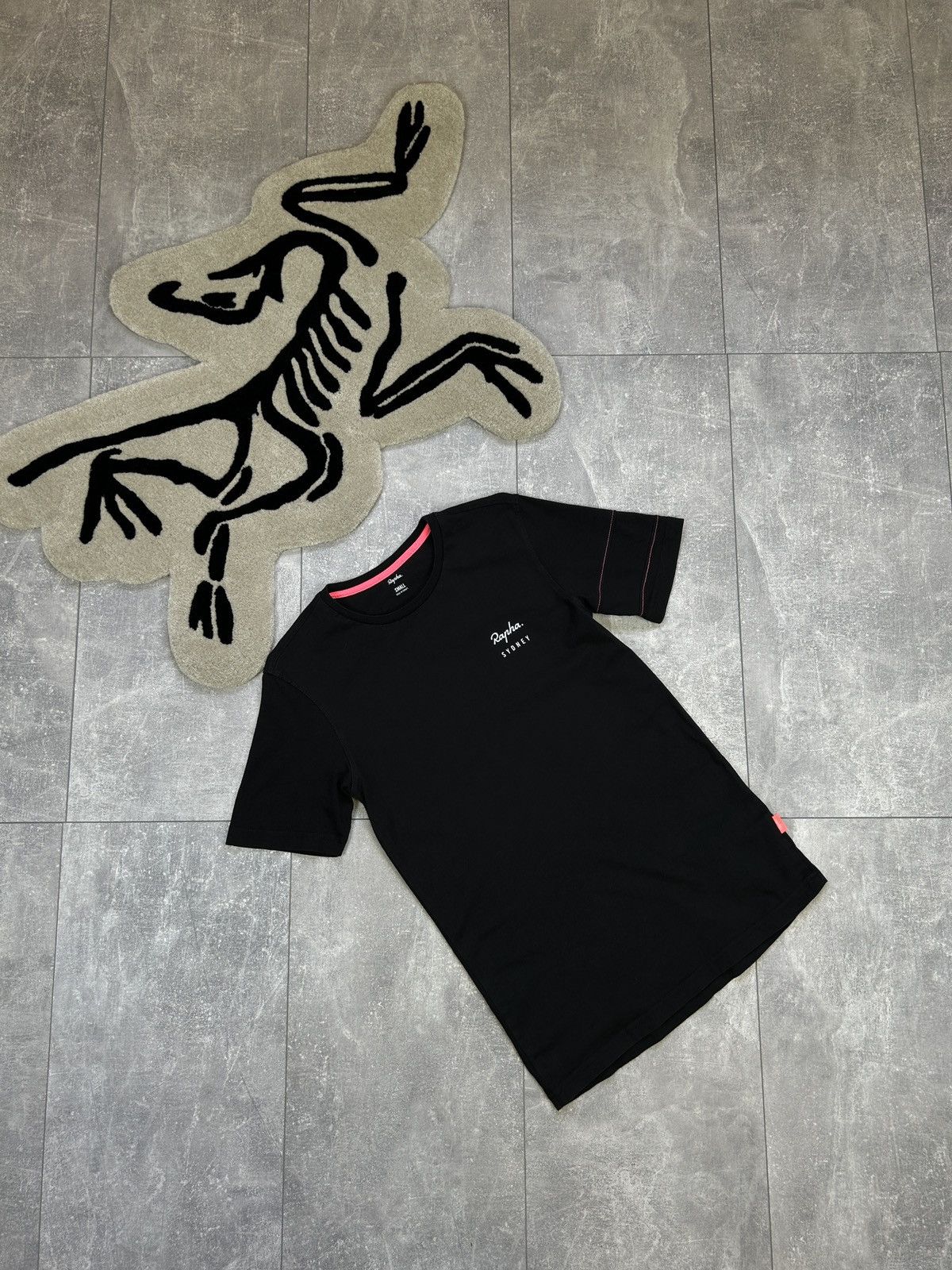 Rapha Mens Rapha T-shirt tee Sydney cycle cycling size s Size US S / EU 44-46 / 1 - 1 Thumbnail