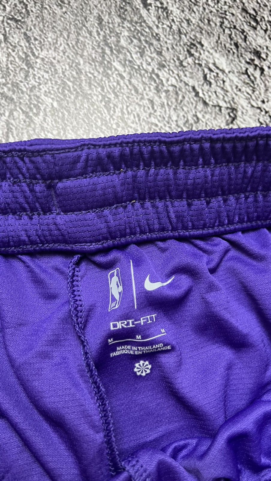 Nike Los Angeles Lakers NBA 75 year’s anniversary nike shorts Size US 32 / EU 48 - 5 Thumbnail