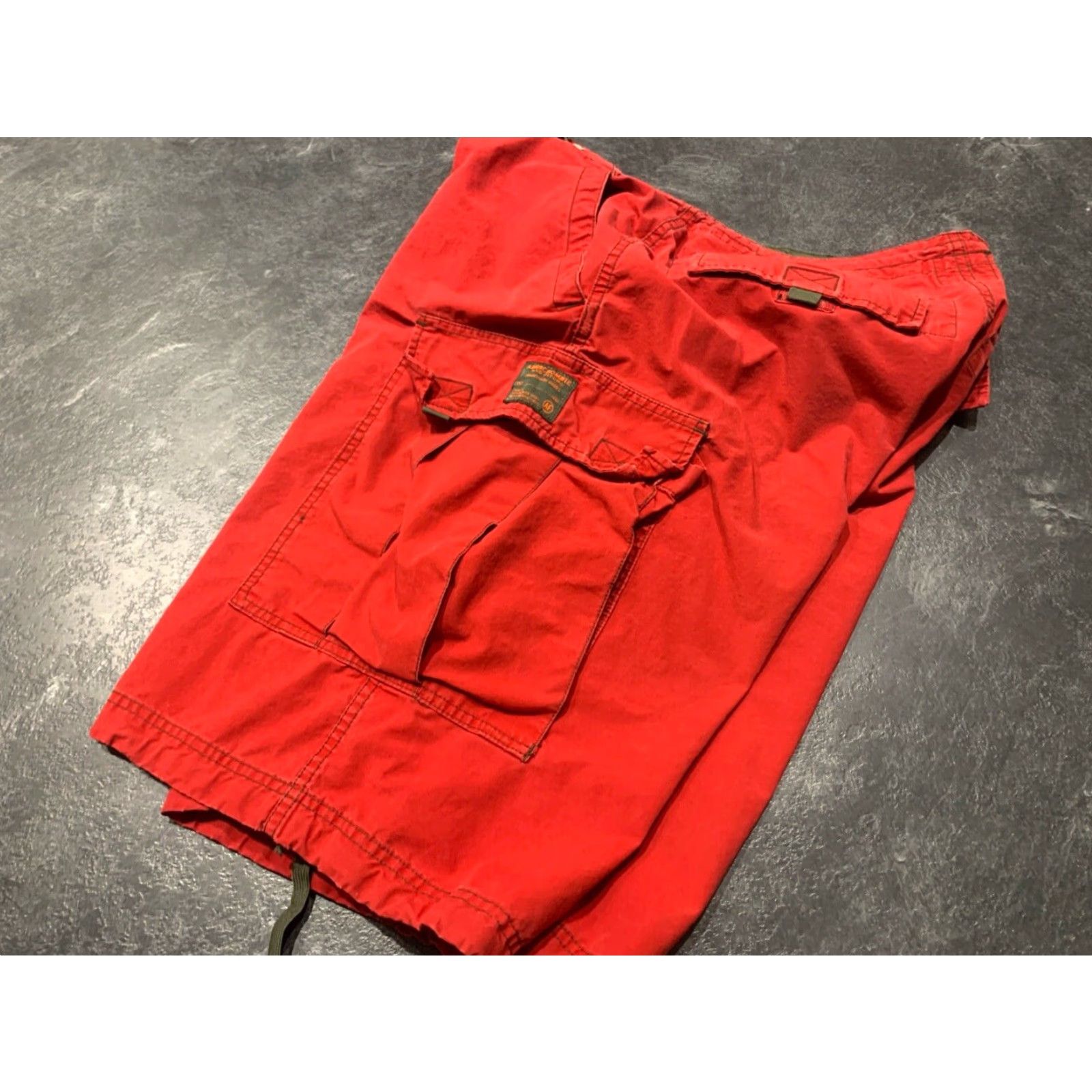Abercrombie & Fitch Abercrombie & Fitch Mens Medium Red Distressed Cargo Shorts Size US 31 - 4 Thumbnail