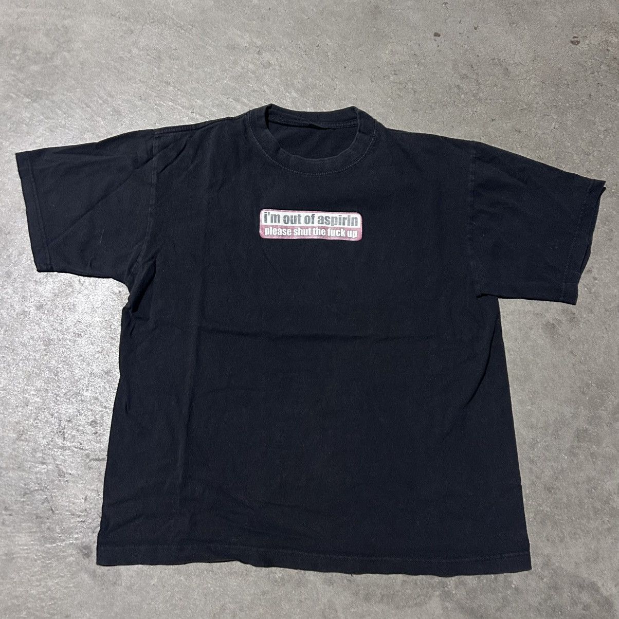 Other Y2k Serial killer aspirin joke tee shirt Size US L / EU 52-54 / 3 - 2 Thumbnail