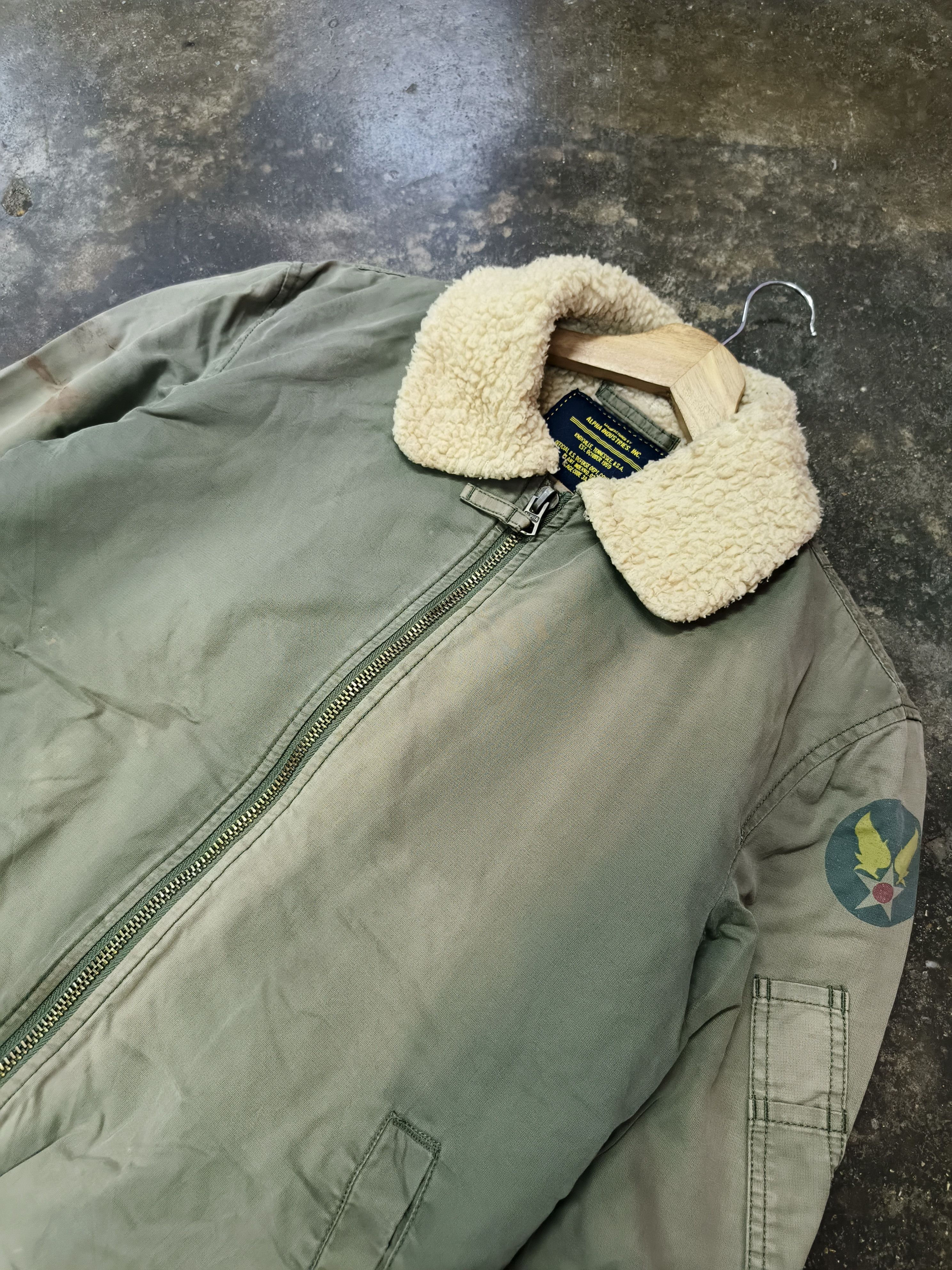 Alpha Industries Alpha Industries Nose Dive Bomber Jacket Distressed Faded Size US XS / EU 42 / 0 - 3 Thumbnail