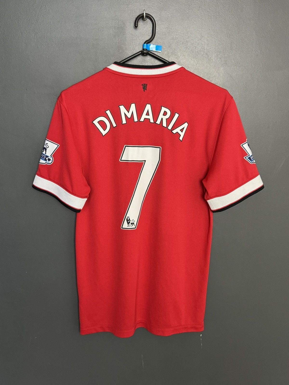 Nike Manchester United 14/15 Home Di Maria Football Jersey Size US S / EU 44-46 / 1 - 1 Thumbnail