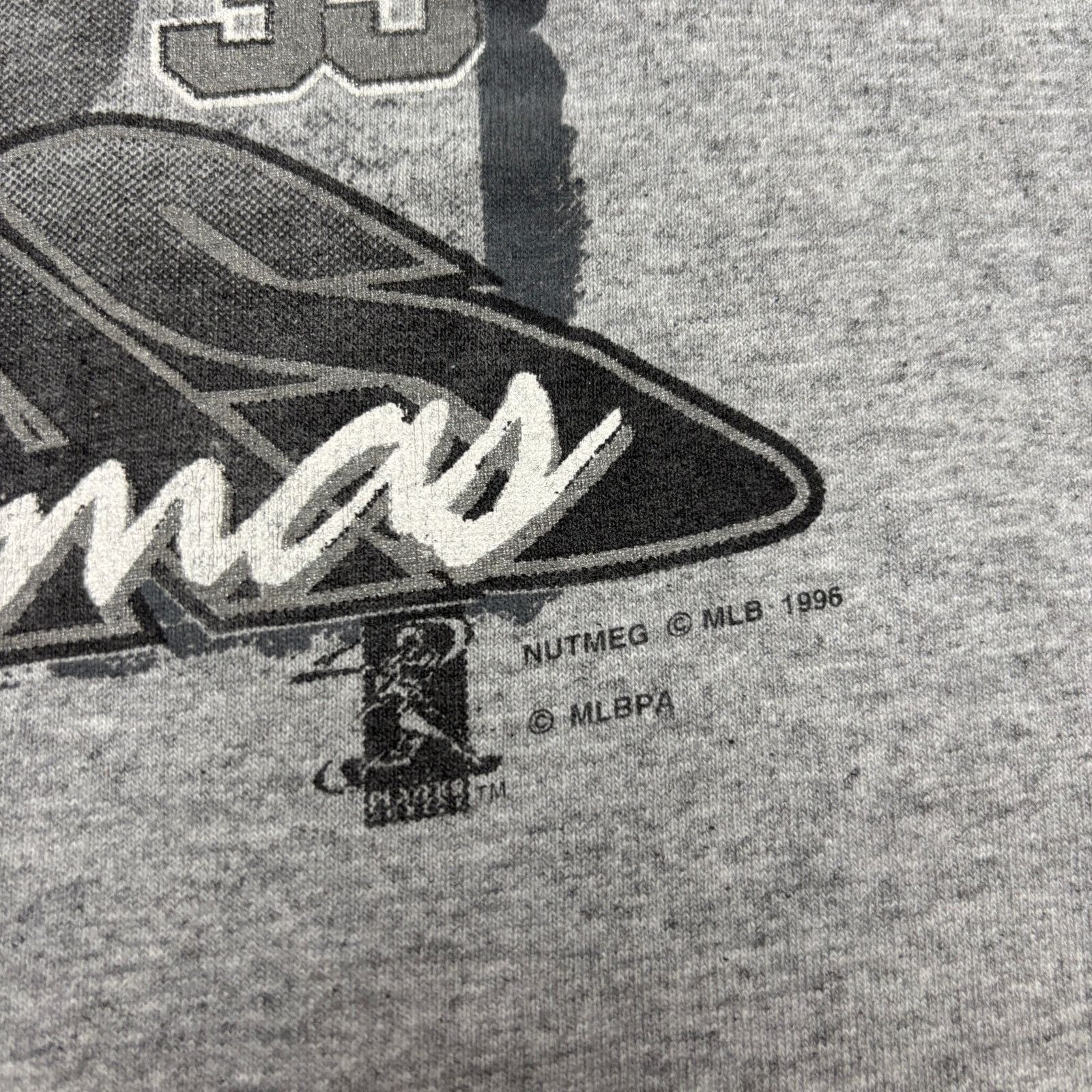 Vintage Vintage Frank Thomas Chicago White Sox Tee Shirt Size L Size US L / EU 52-54 / 3 - 10 Thumbnail
