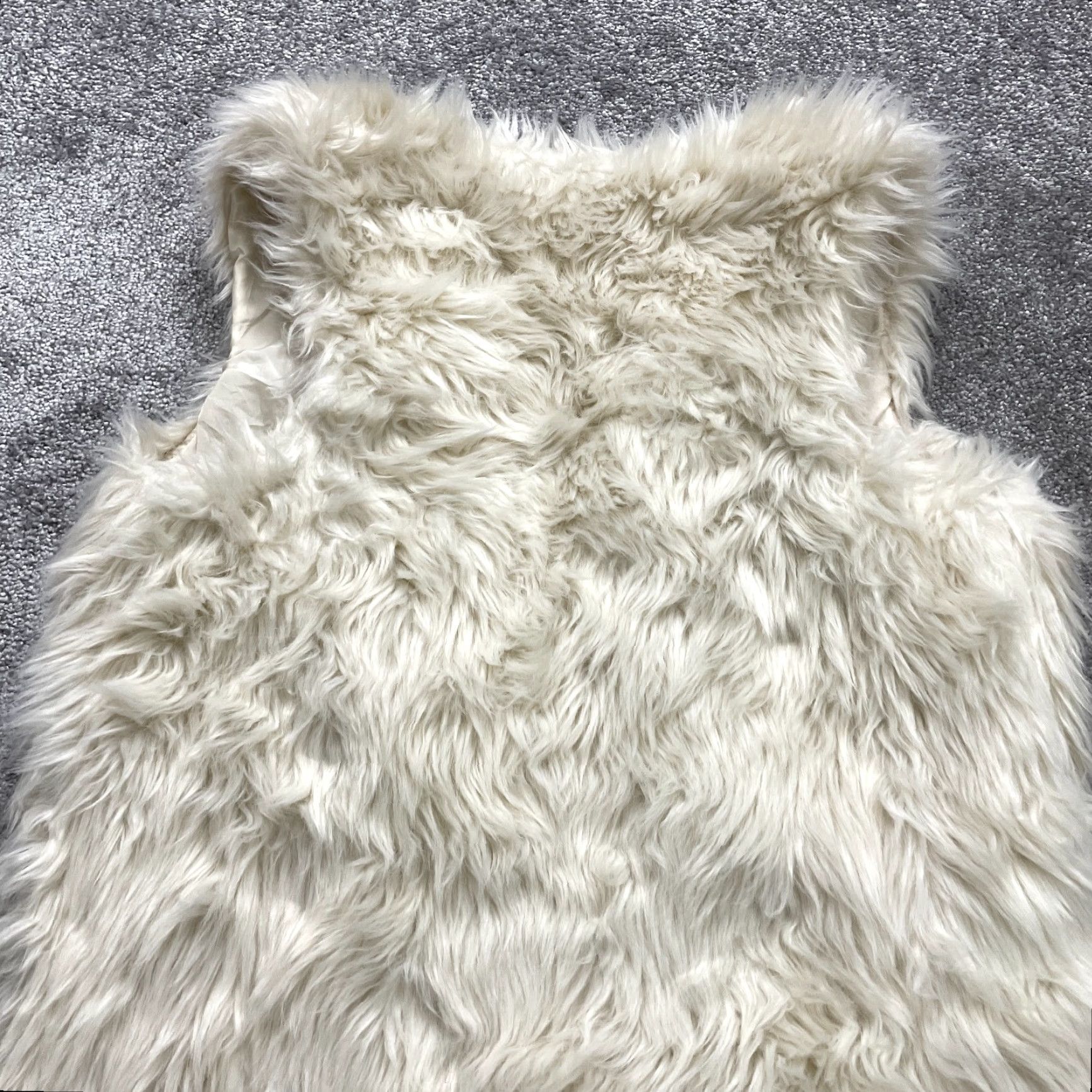 Vintage Xhilaration Vest Womens Medium Beige Lined Sleeveless Open Fur Acrylic Cover Up Size M / US 6-8 / IT 42-44 - 3 Thumbnail