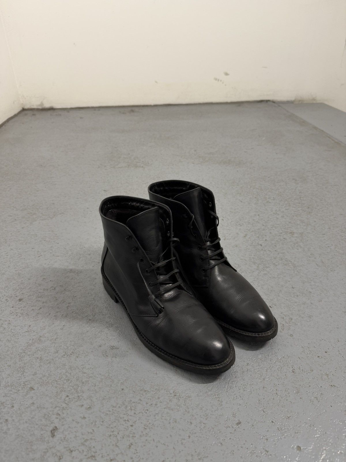 Chanel Vintage Chanel Back Logo Leather Insulated Boots Size US 11 / IT 41 - 1 Thumbnail