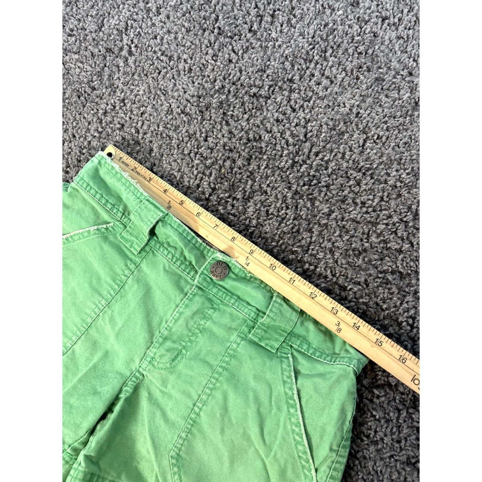 Old Navy VINTAGE Old Navy Shorts Womens 30 Green Denim Cut-Off Front Pocket Y2K Micro Low Rise Front Pocket Womens 30 Green Denim Cotton Old Navy Size 30" / US 8 / IT 44 - 3 Thumbnail