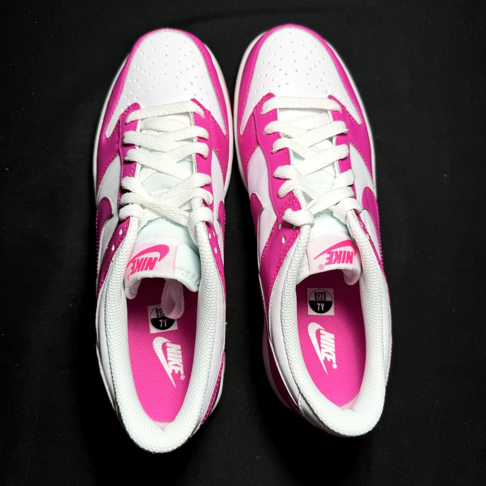 Jordan Brand × Nike Size 7 - Nike Dunk Low GS laser Fuchsia 2023 Shoes Size US 7 / EU 40 - 6 Thumbnail