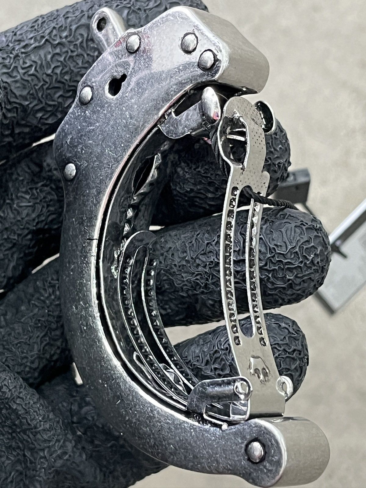 Heaven by Marc Jacobs Heaven by Marc Jacobs Handcuff Hair Clip Size ONE SIZE - 12 Thumbnail
