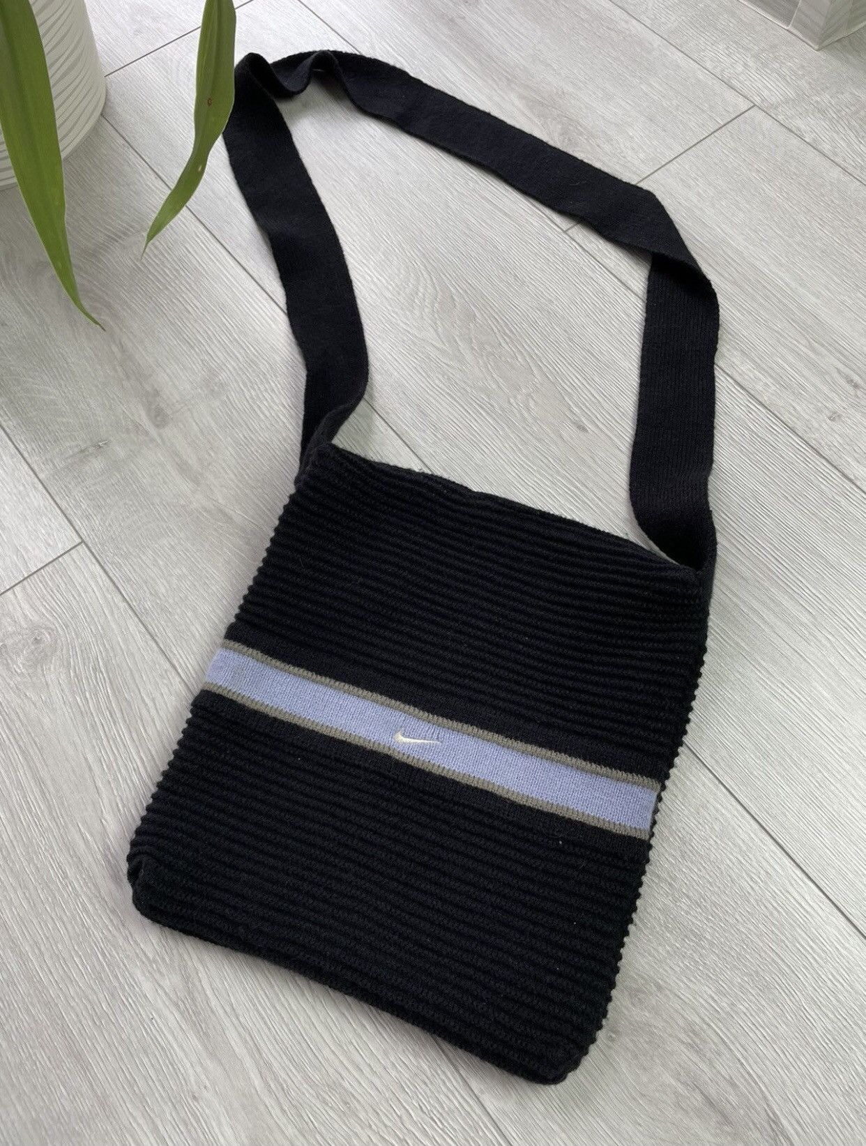 Nike × Vintage 🔥Rare 90s Knitted Nike Bag / Messenger Size ONE SIZE - 1 Thumbnail