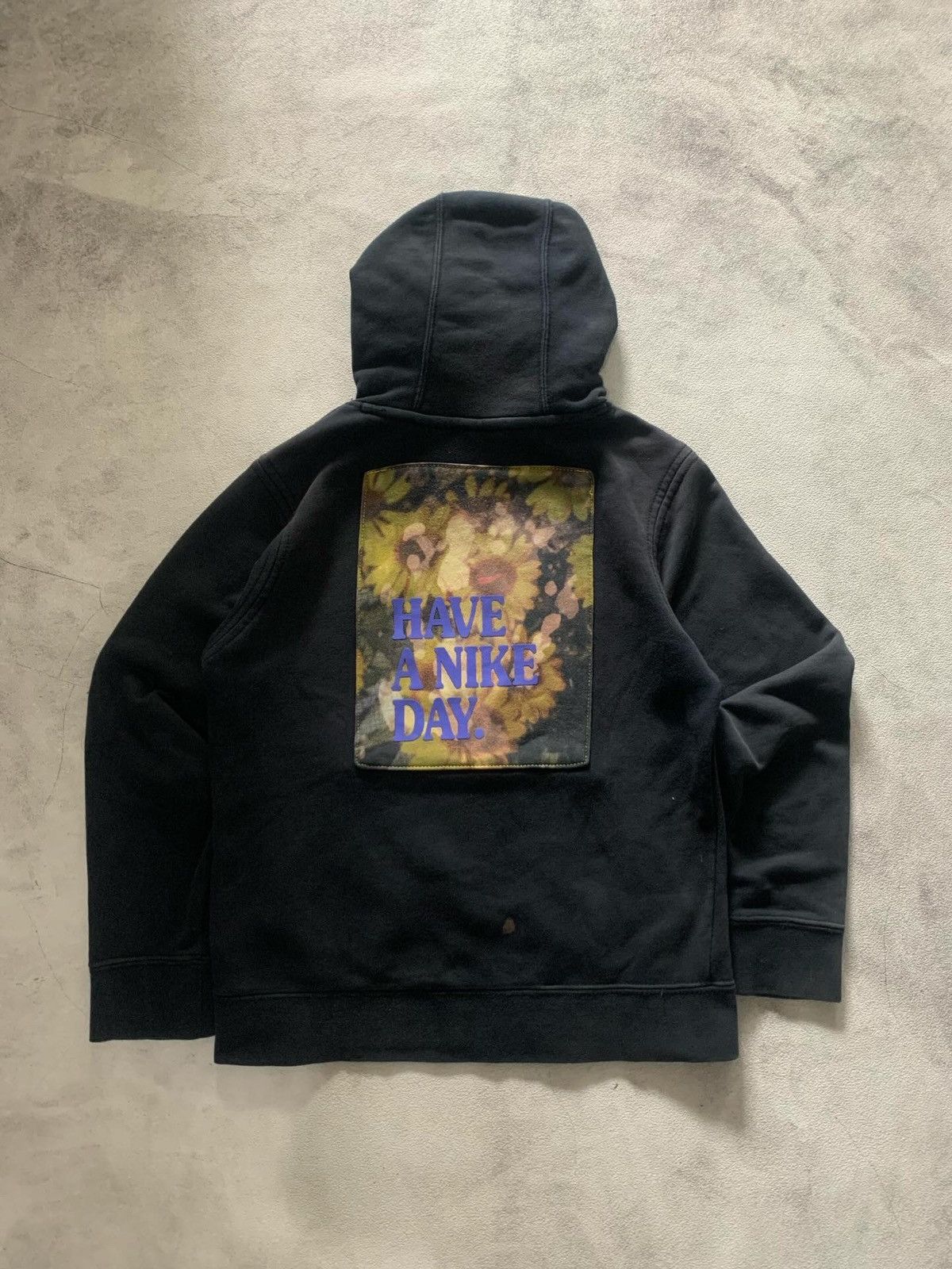 Nike Have a Nike Day Hoodie Size US M / EU 48-50 / 2 - 1 Thumbnail