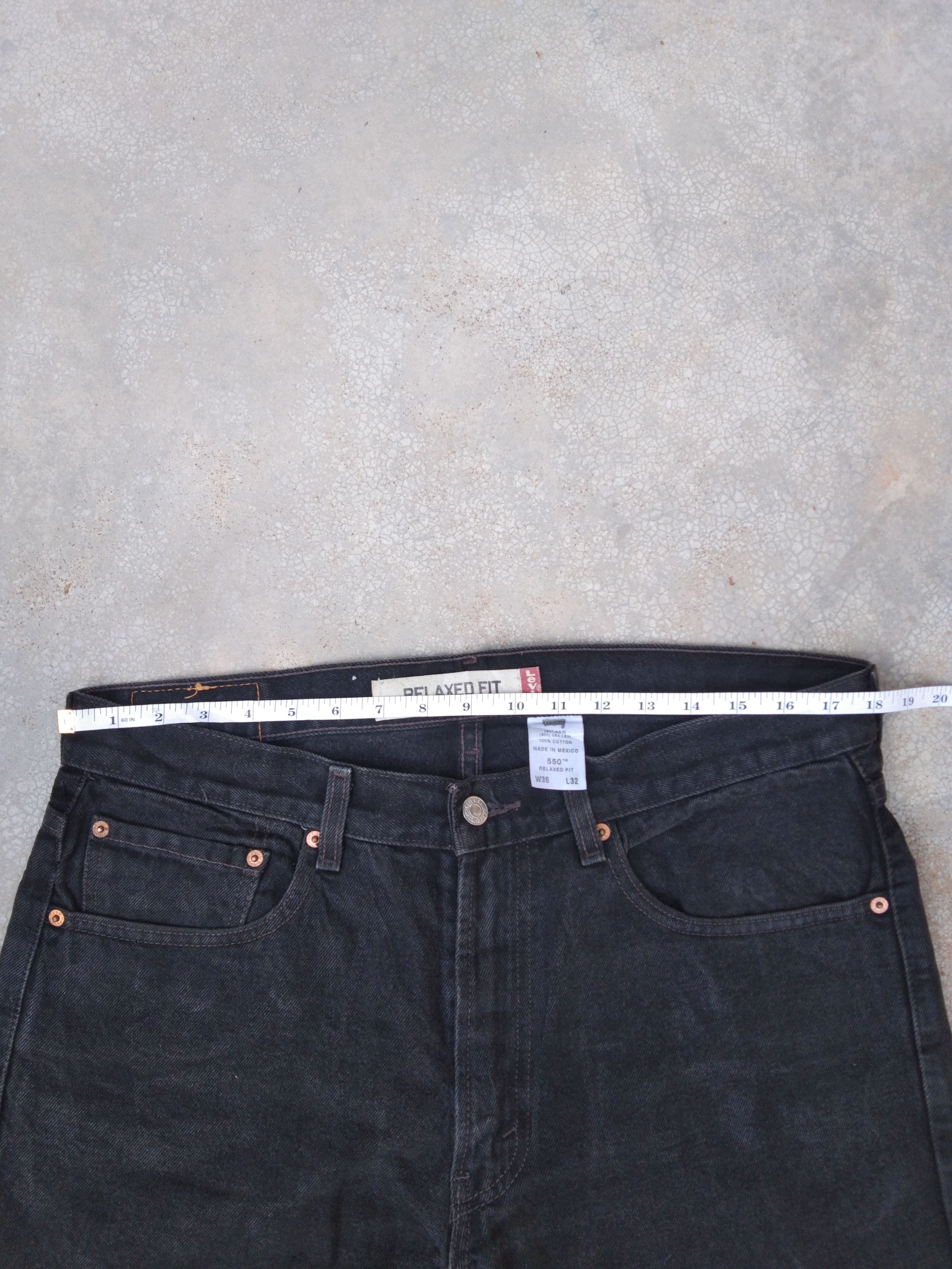 Levi's Vintage Levi's Jeans 550 Relaxed Black Denim 36x31 Size US 36 / EU 52 - 6 Thumbnail