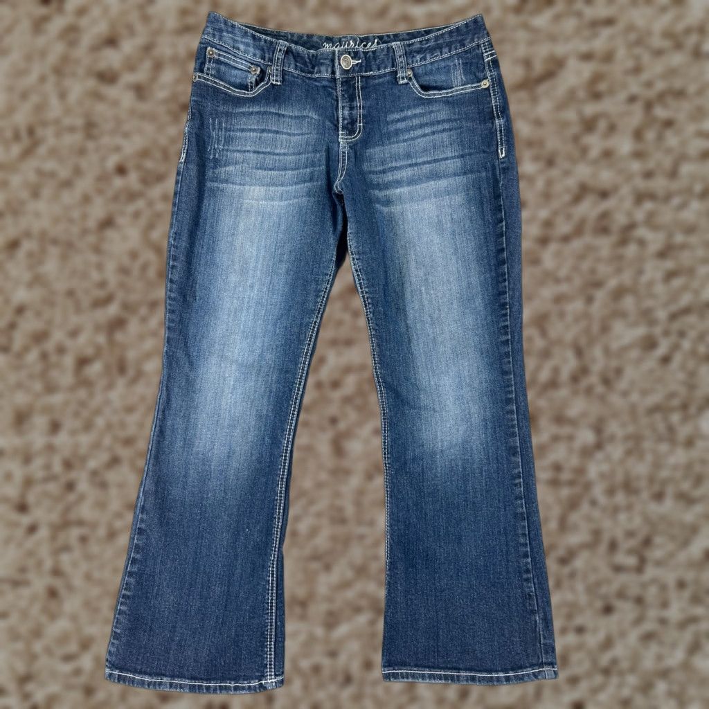 Vintage Maurices Women's Denim Jeans Bootcut Stretch Distressed Embroidered Cotton Medium Wash Size 11 Blue Size 32" / US 10 / IT 46 - 1 Thumbnail