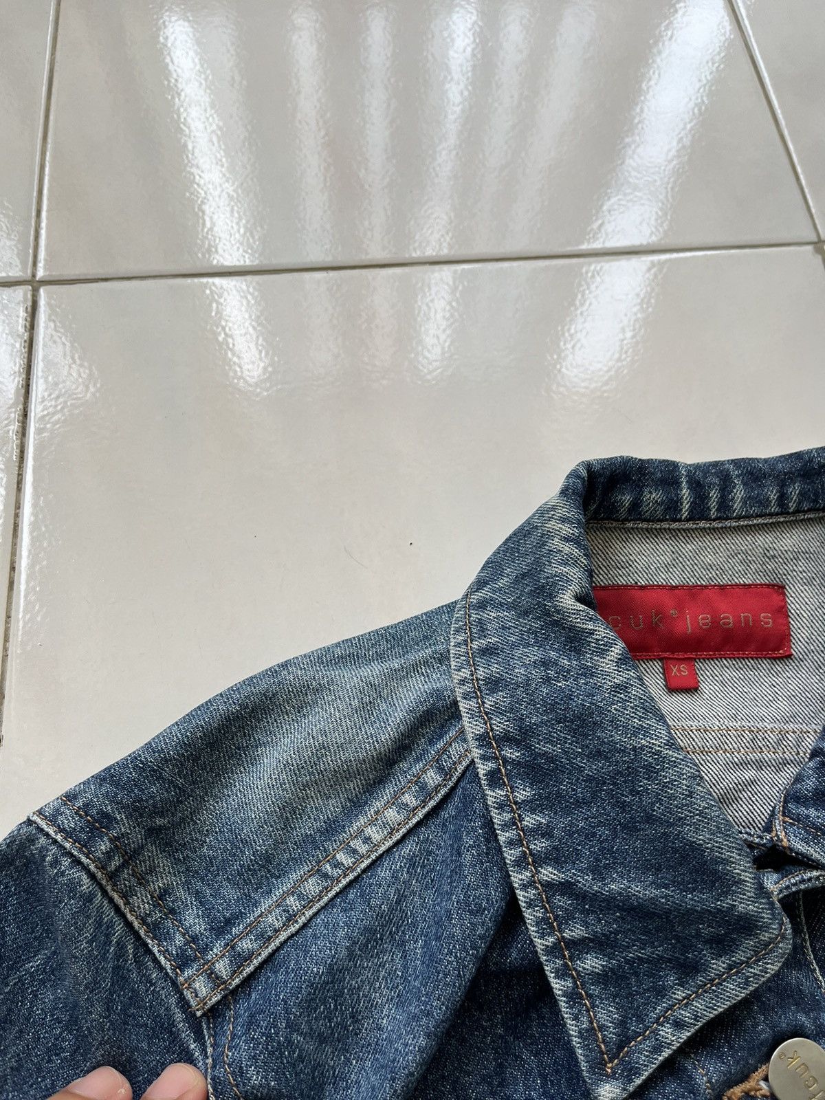 FCUK × French Connection FCUK Cropped Denim Jacket Size XS / US 0-2 / IT 36-38 - 7 Thumbnail