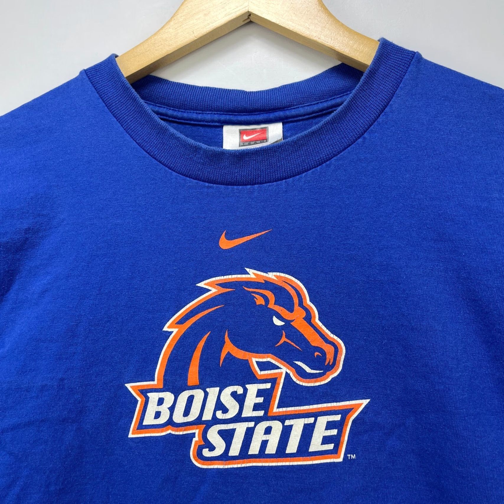 Nike VINTAGE Nike Boise State Broncos University T-Shirt Long Sleeve Center Swoosh Large Blue Mens L Size US L / EU 52-54 / 3 - 3 Thumbnail
