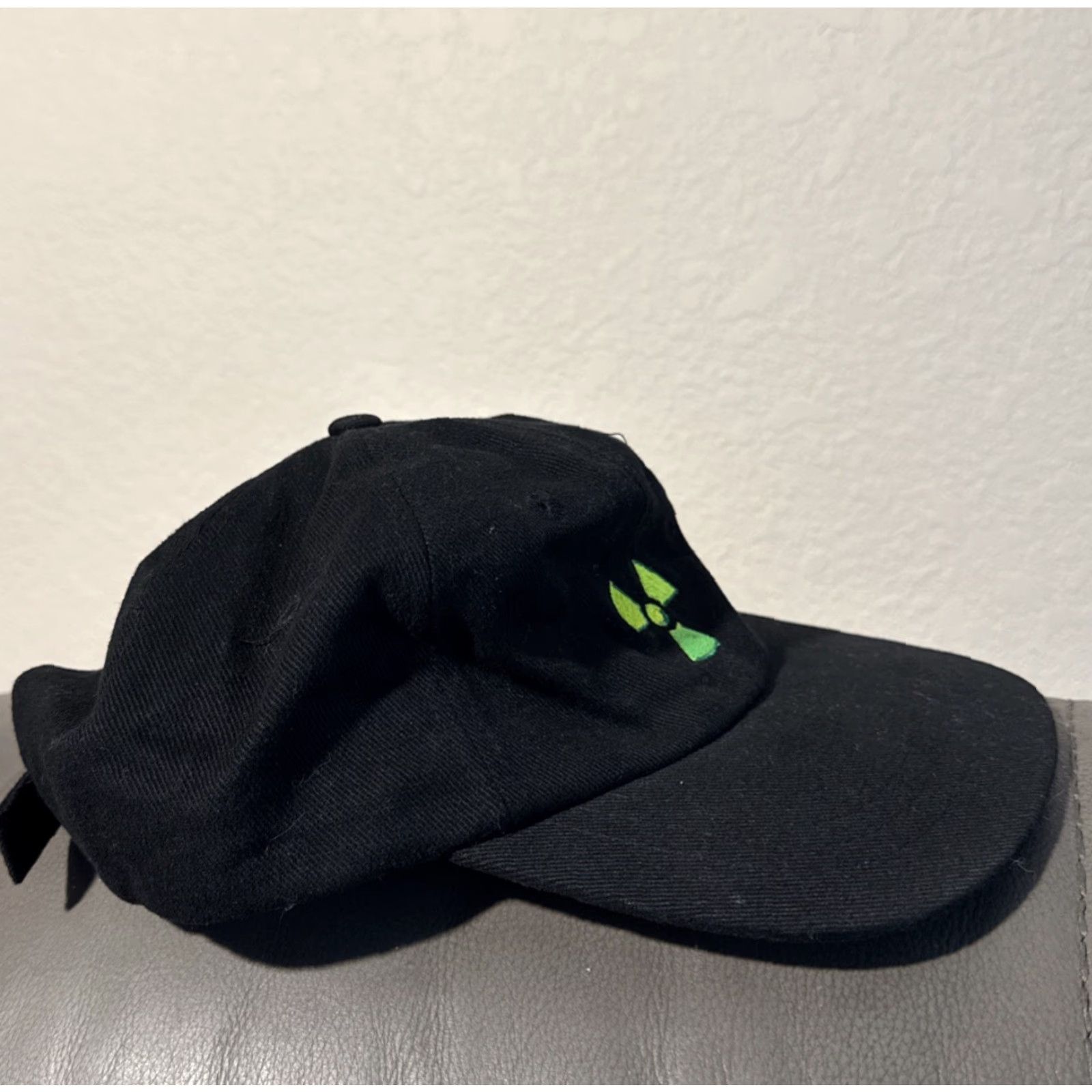 Vintage VINTAGE 1997 Nuclear Strike Video Game Promo EA Sports Strap Back Black Hat Size ONE SIZE - 4 Thumbnail