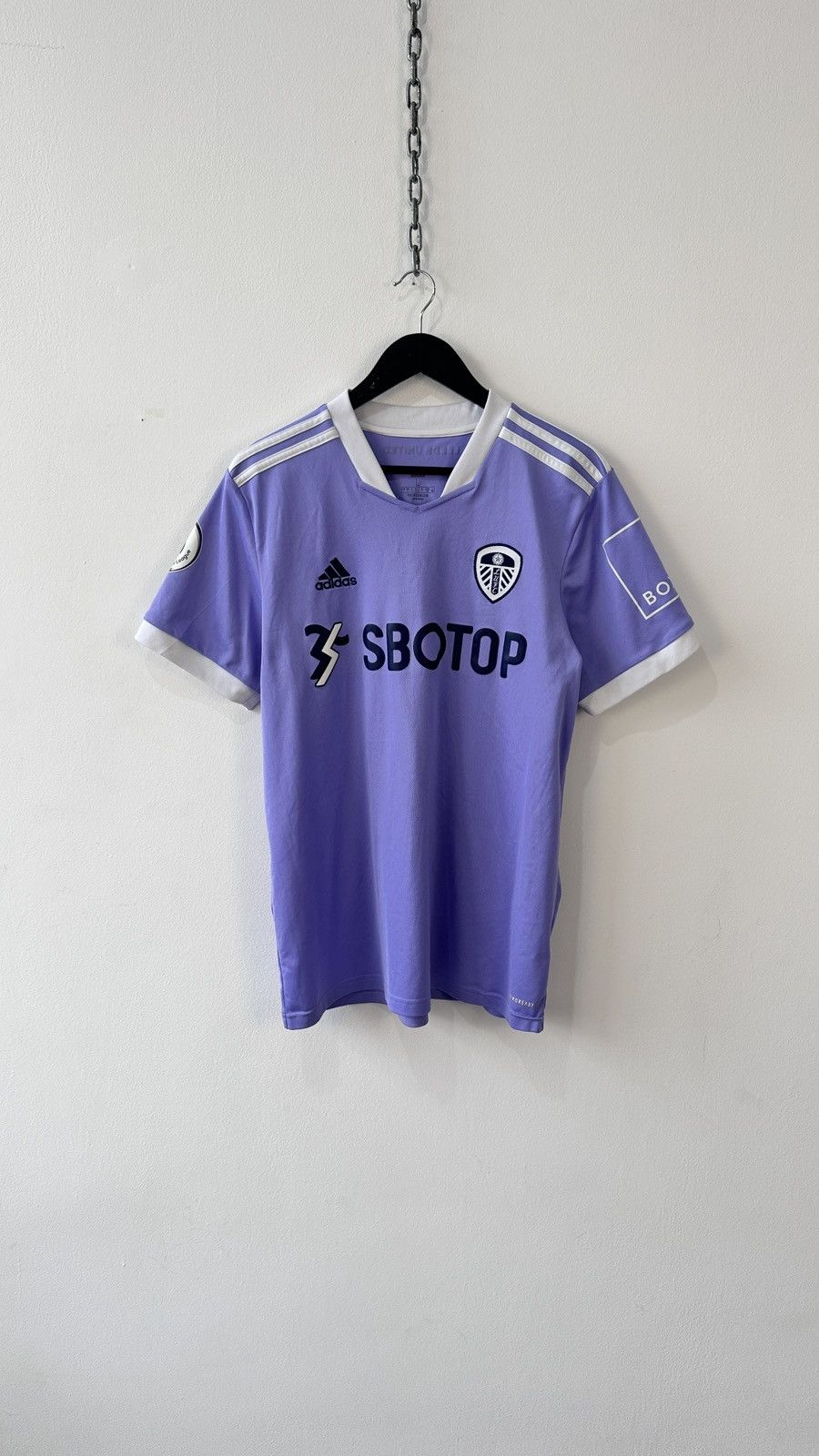 Macron Leeds United 21-22 Away Football Shirt Jersey Adidas Purple Size US L / EU 52-54 / 3 - 1 Thumbnail