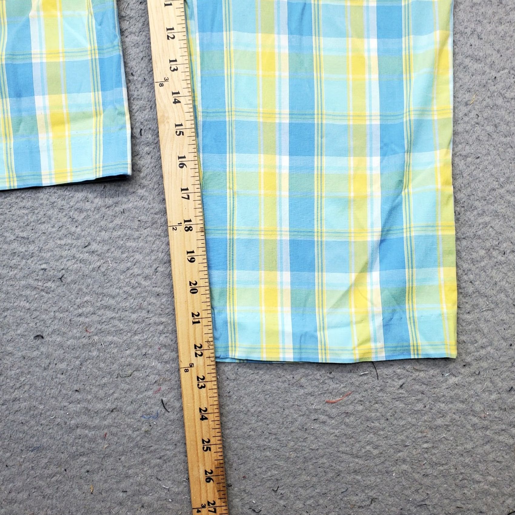 Lilly Pulitzer Lilly Pulitzer Cargo Pants Womens Size 6 Multi Plaid Spring Resort High Waisted Pants Womens 6 Multicolor Plaid Cargo Size 28" / US 6 / IT 42 - 4 Thumbnail