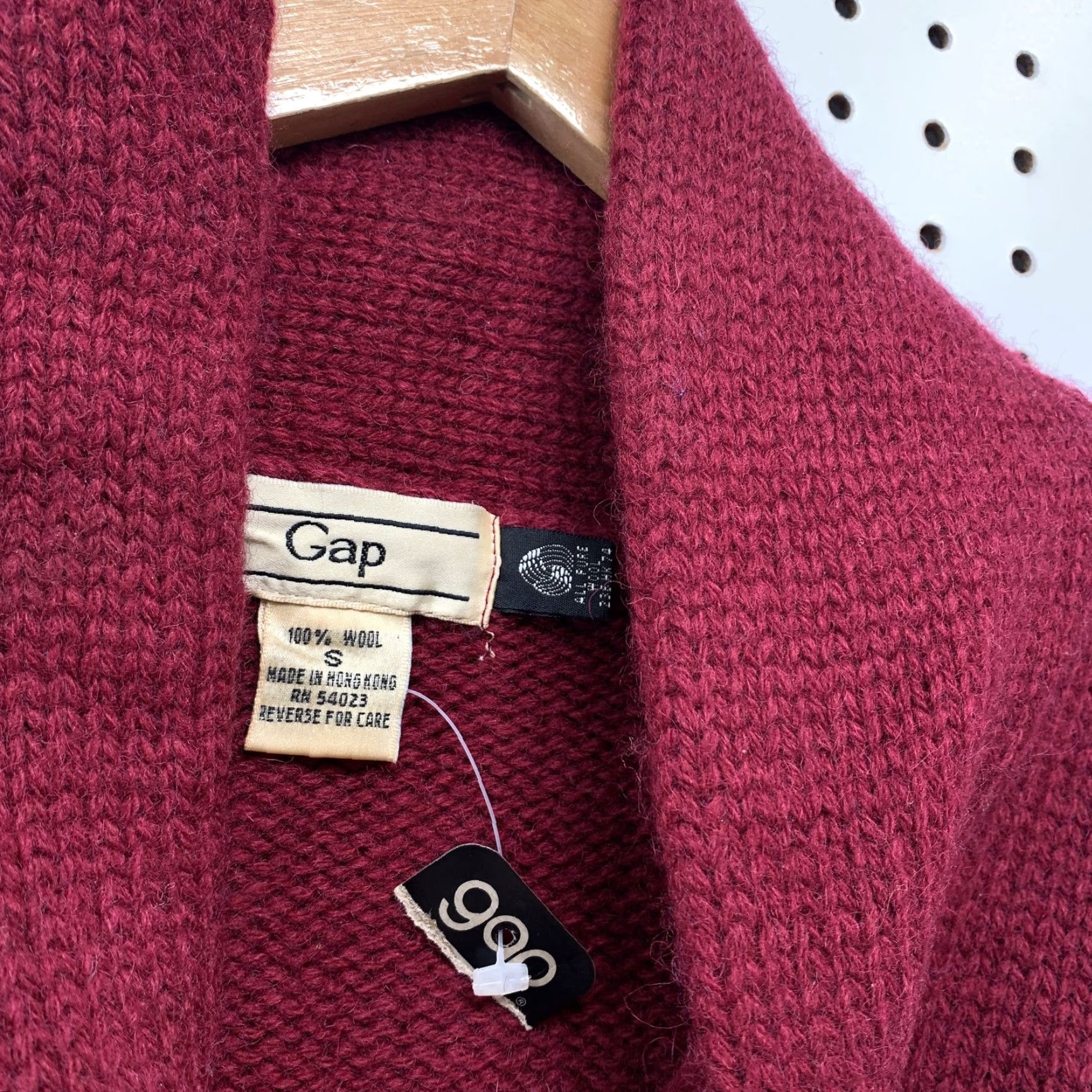 Gap VINTAGE 80s Gap Sweater Mens Small Knit Pullover Shawl Collar Red Casual Winter Size US S / EU 44-46 / 1 - 4 Thumbnail