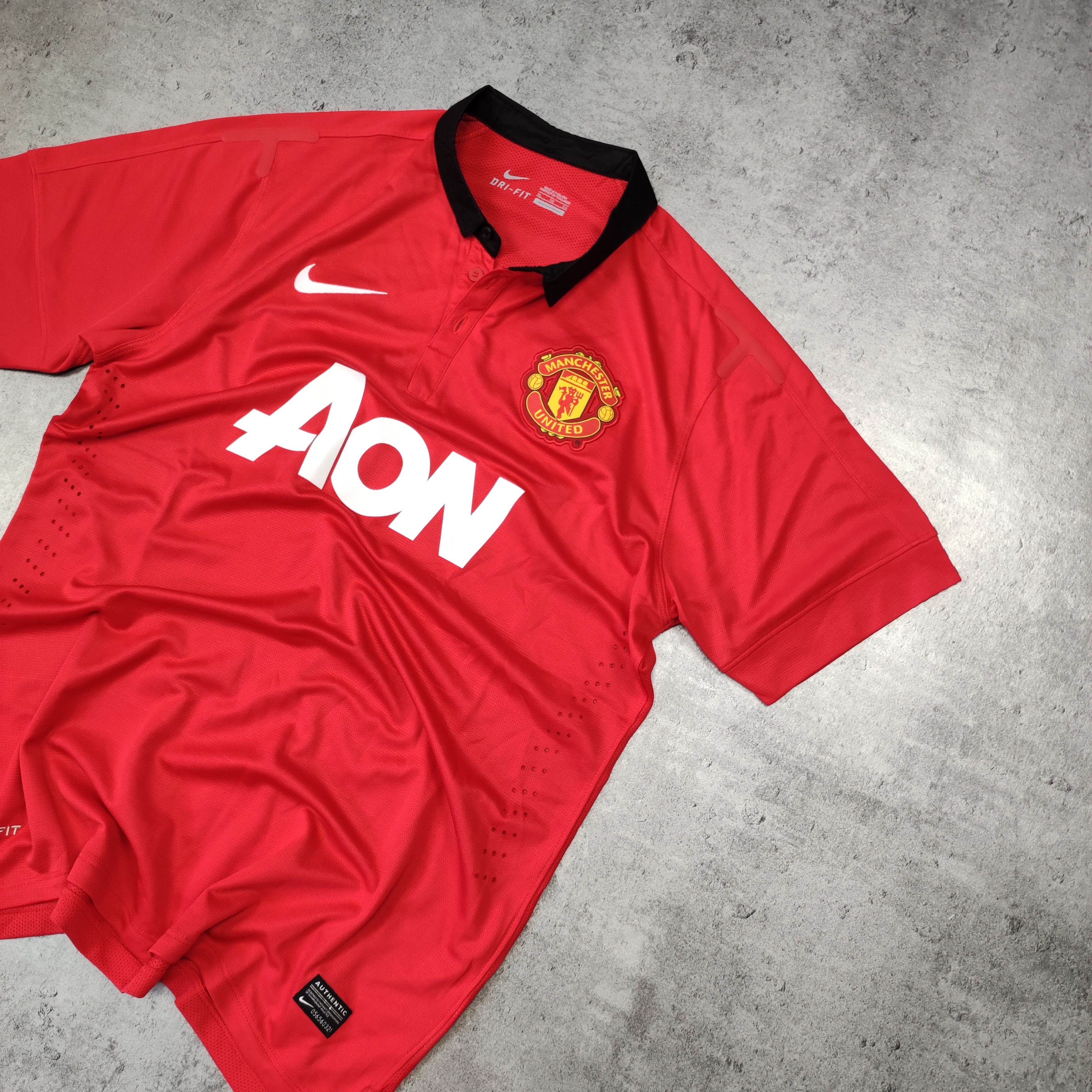 Vintage RARE Manchester United 2013 PRO Version Nike Home Jersey Size US XL / EU 56 / 4 - 2 Thumbnail