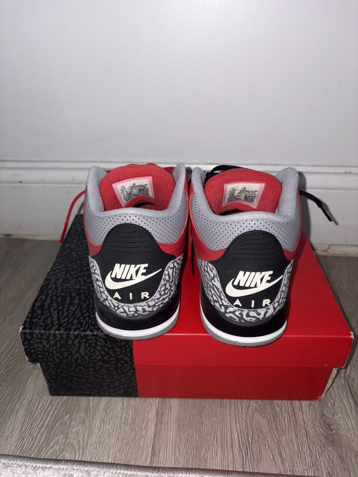 Jordan Brand Gym Red jordan 3s Size US 7 / IT 37 - 3 Thumbnail