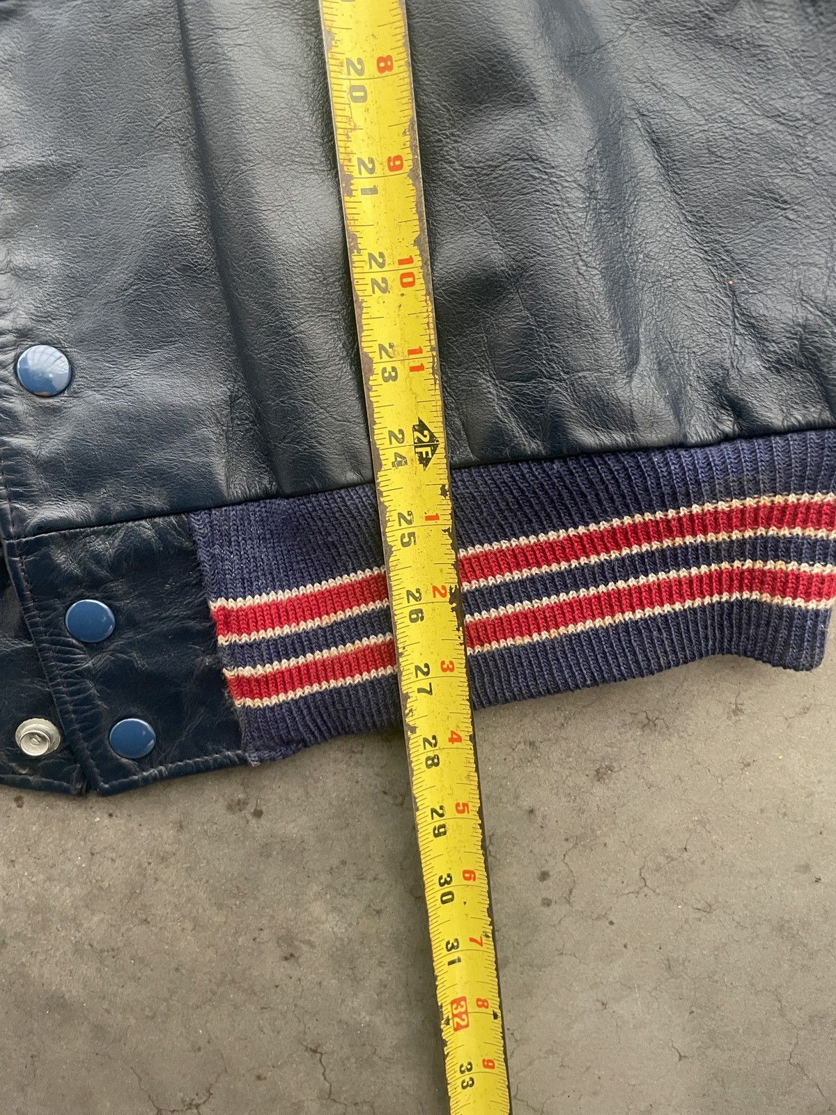 Vintage Vintage Butwin Leather Varsity Jacket Size US L / EU 52-54 / 3 - 12 Thumbnail