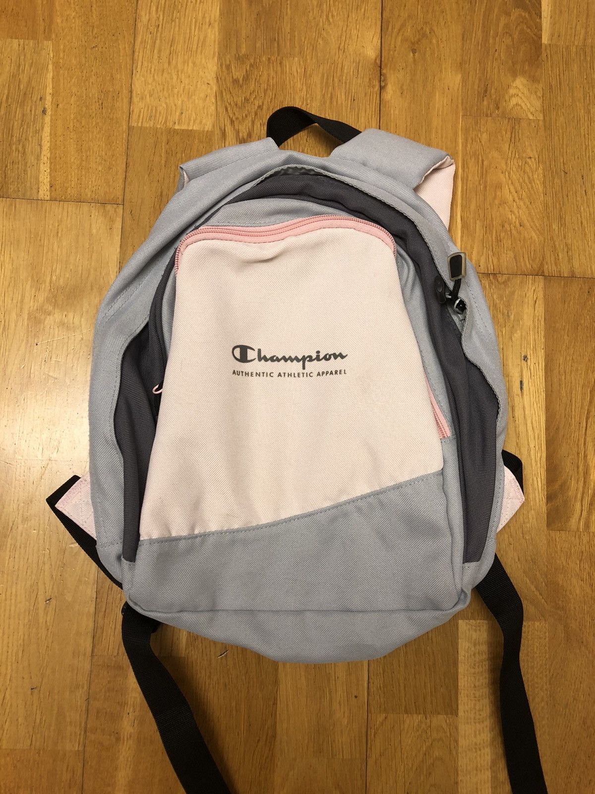 Champion RARE CHAMPION SPORT LIGHT QUALITY BAG BACKPACK Size ONE SIZE - 9 Thumbnail
