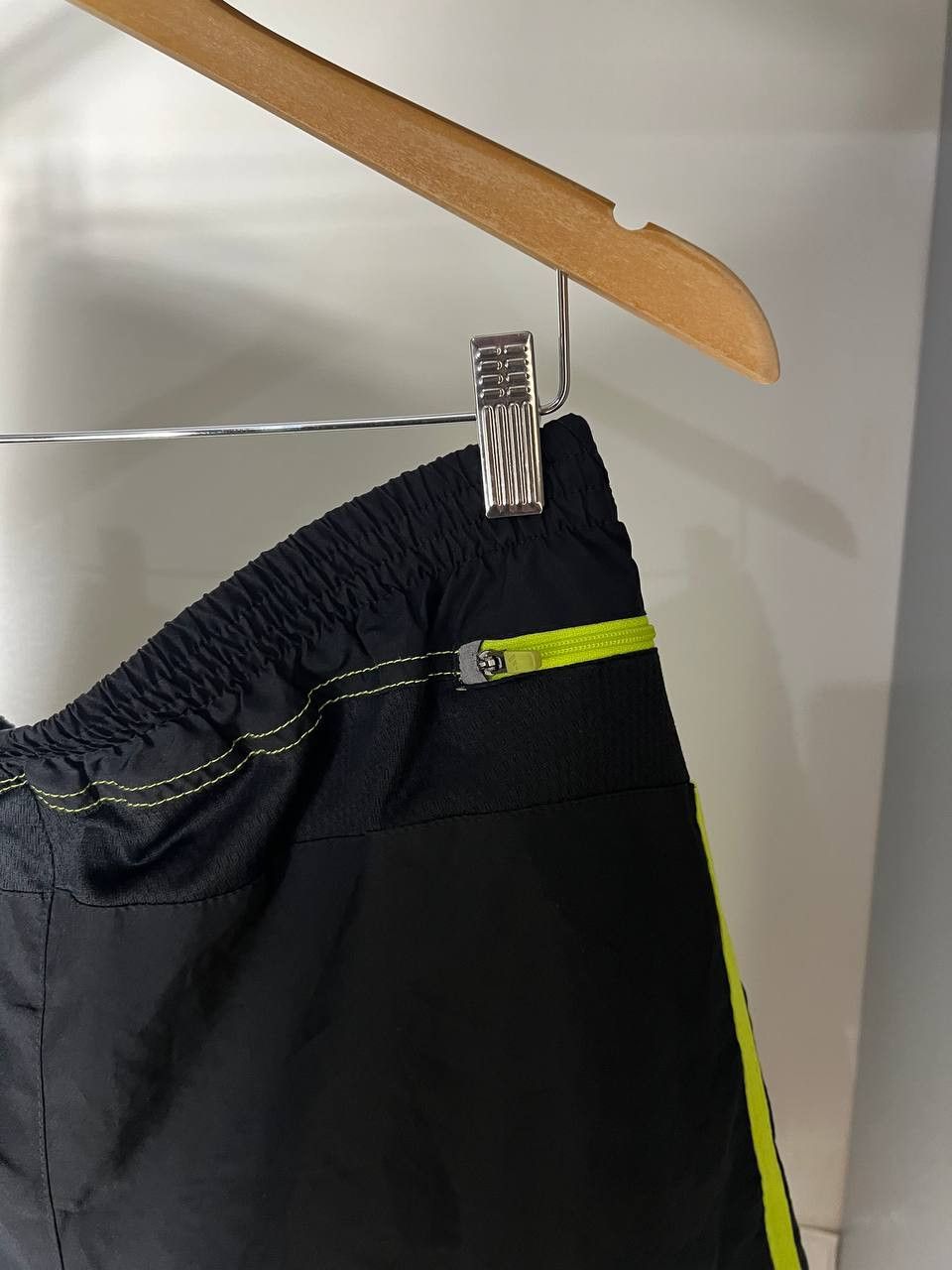 Adidas VINTAGE ADIDAS ORIGINAL EQUIPMENT RUNNING CLIMALITE SHORTS Size US 34 / EU 50 - 6 Thumbnail