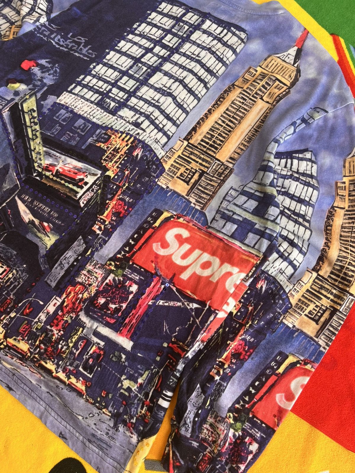 Supreme Supreme Skyline Paillettes Long Sleeve Top Day Multi t-shirt Size US M / EU 48-50 / 2 - 15 Thumbnail