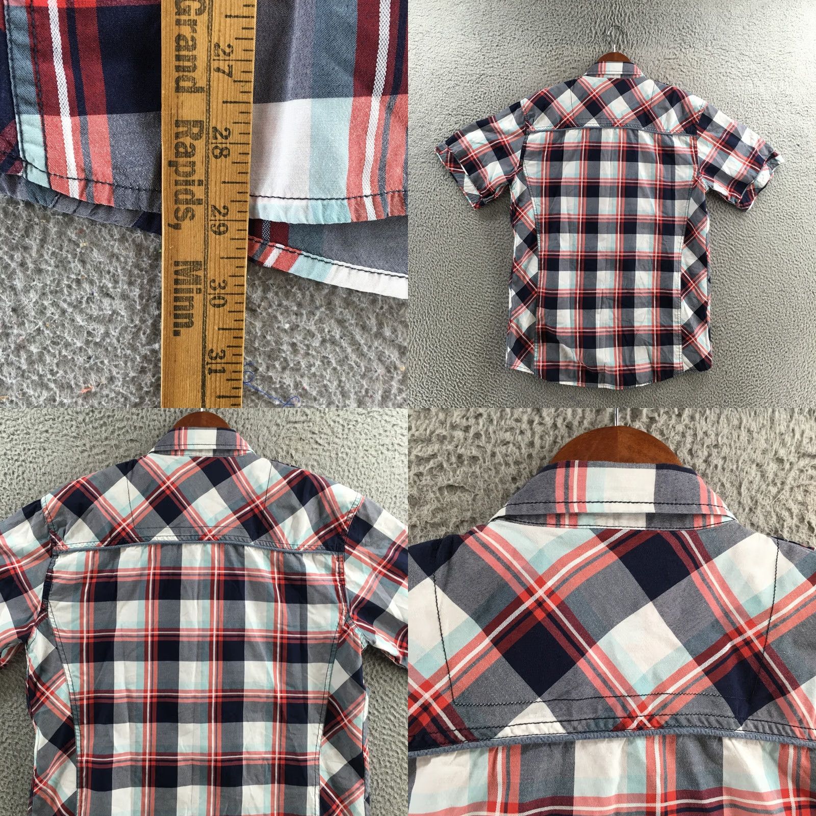 BKE BKE Shirt Mens L Athletic Fit Red Plaid Short Sleeve Button Front Top Size US L / EU 52-54 / 3 - 8 Thumbnail