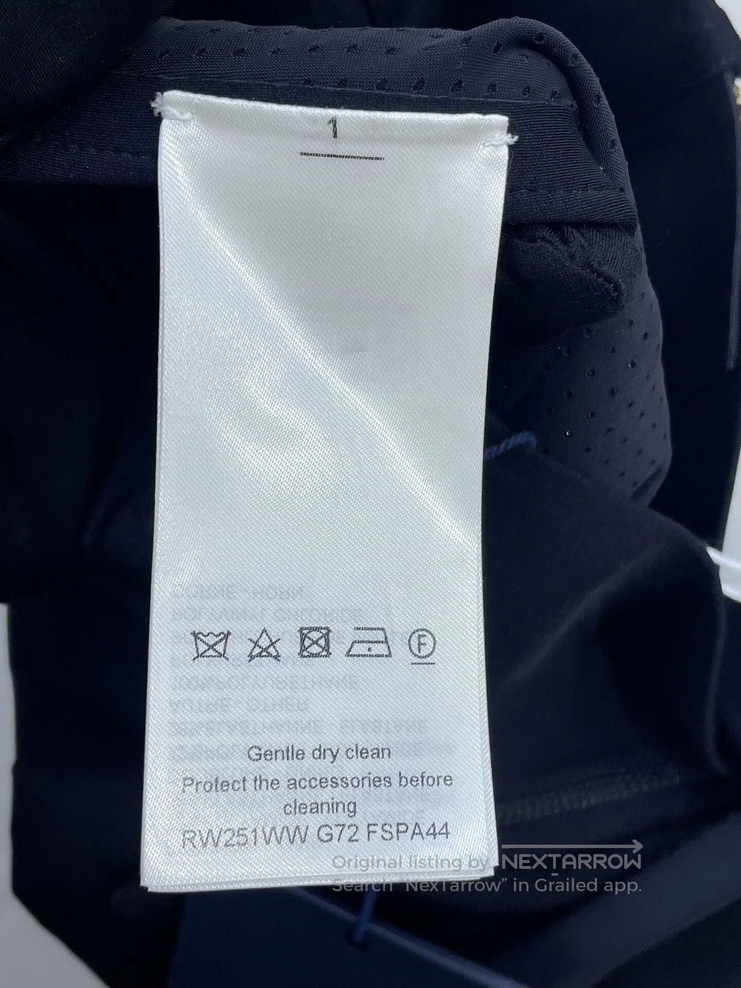 Louis Vuitton LV 25 High-Waist Yoga Pants. Size US 34 / EU 50 - 8 Thumbnail