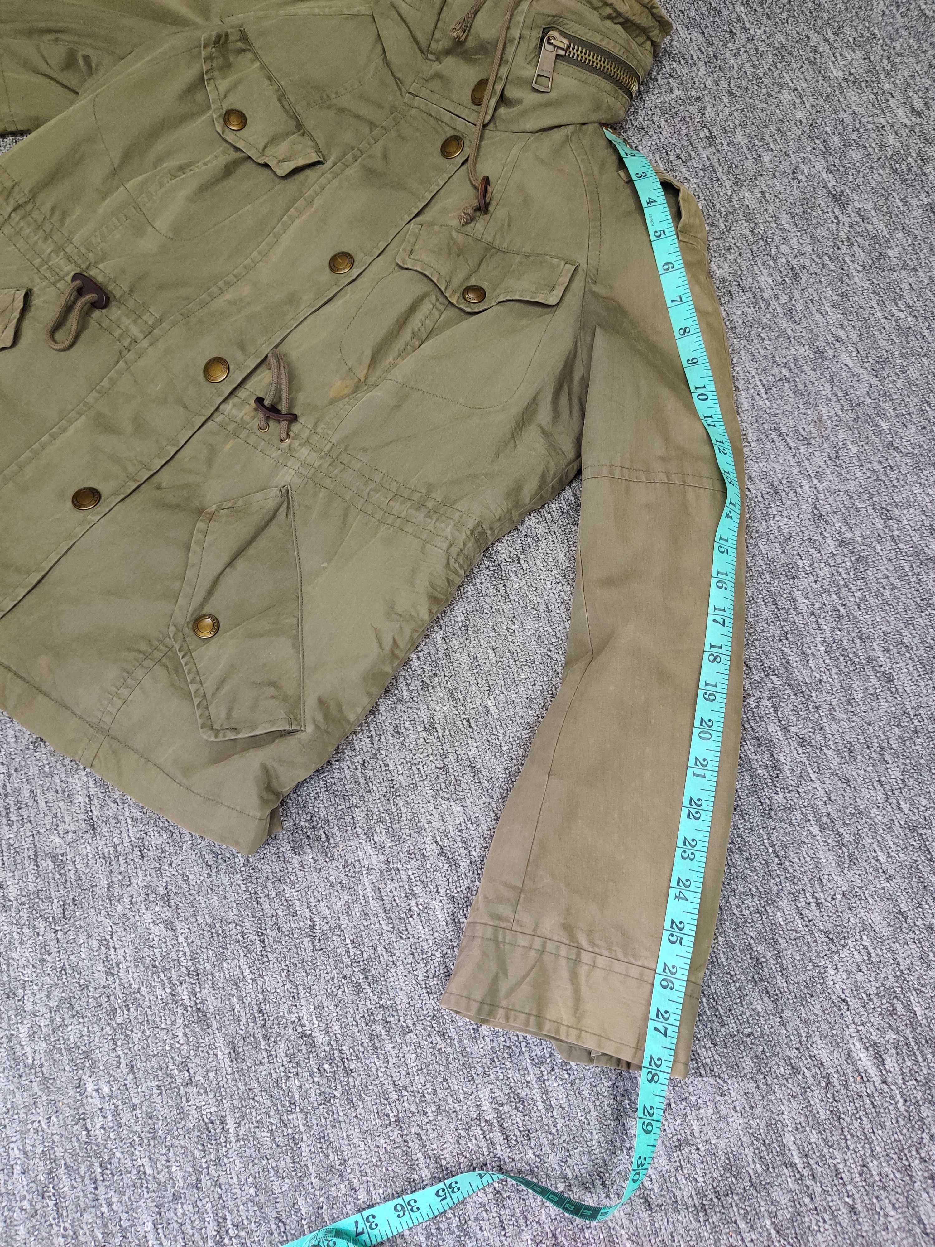Burberry Rare 🔥 Vintage Burberry Brit Military Jacket Olive Green Size US M / EU 48-50 / 2 - 22 Thumbnail
