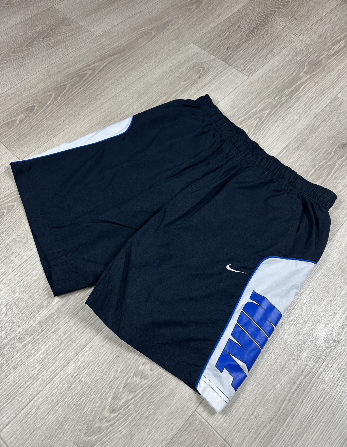 Nike × Vintage Vintage Nike Shorts Spellout Swoosh Side Logo Size L Size US 34 / EU 50 - 2 Thumbnail