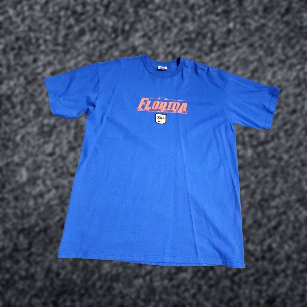 Nike VINTAGE Nike Florida Gators College Football T-Shirt XL Blue Graphic Print Mens 2000s Size US XL / EU 56 / 4 - 1 Thumbnail