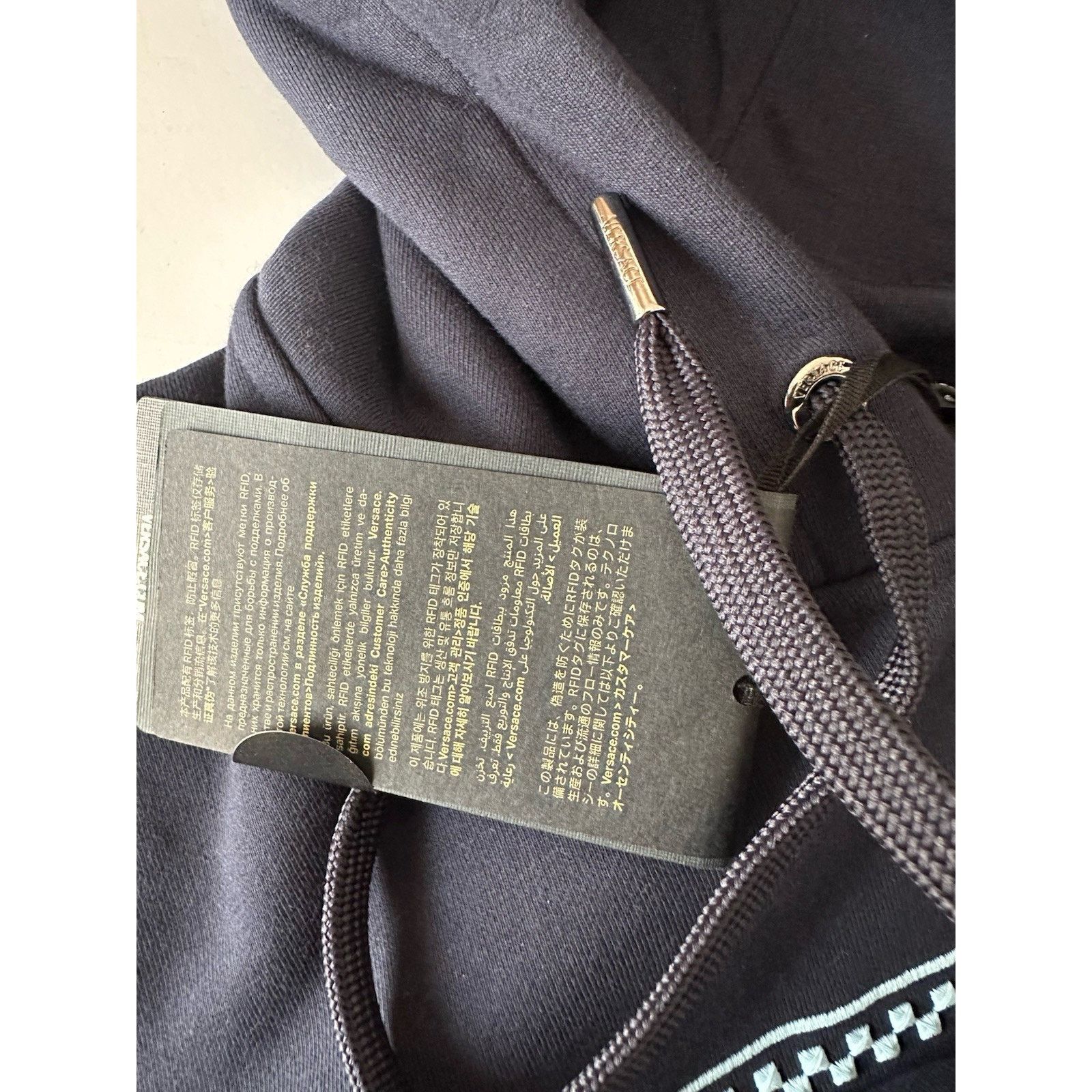 Versace Versace Embroidered Blue Sweatshirt with Hoodie XL 1012564 Size US XL / EU 56 / 4 - 11 Thumbnail