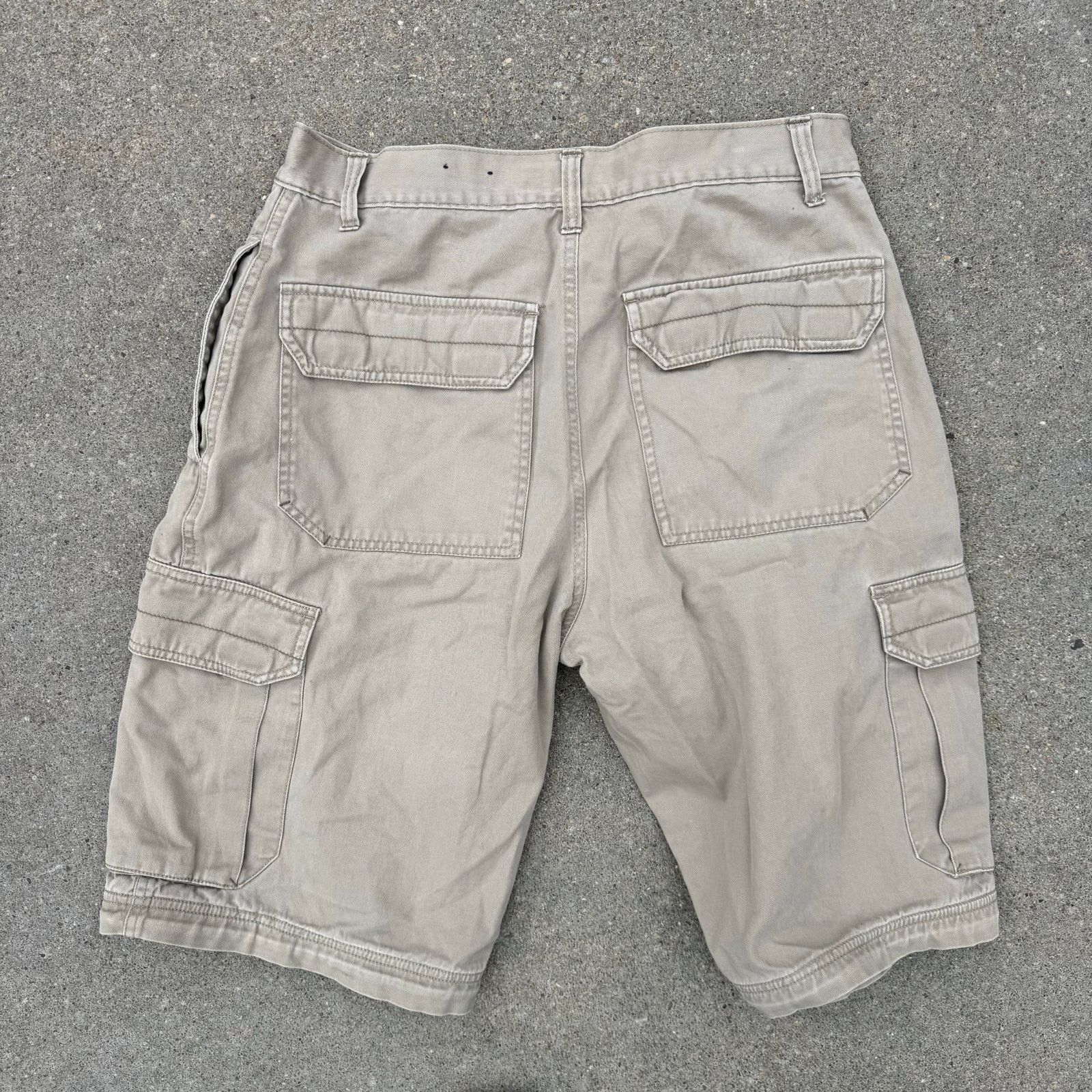 Bugle Boy Bugle Boy Y2K Khaki Zip-Off Cargo Jean Shorts Size 34 Size US 34 / EU 50 - 2 Thumbnail