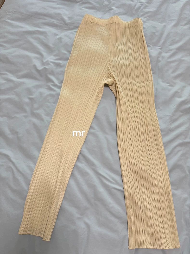 Issey Miyake Issey Miyake size:3 Champagne-colored pleated trousers Size 31" - 2 Thumbnail