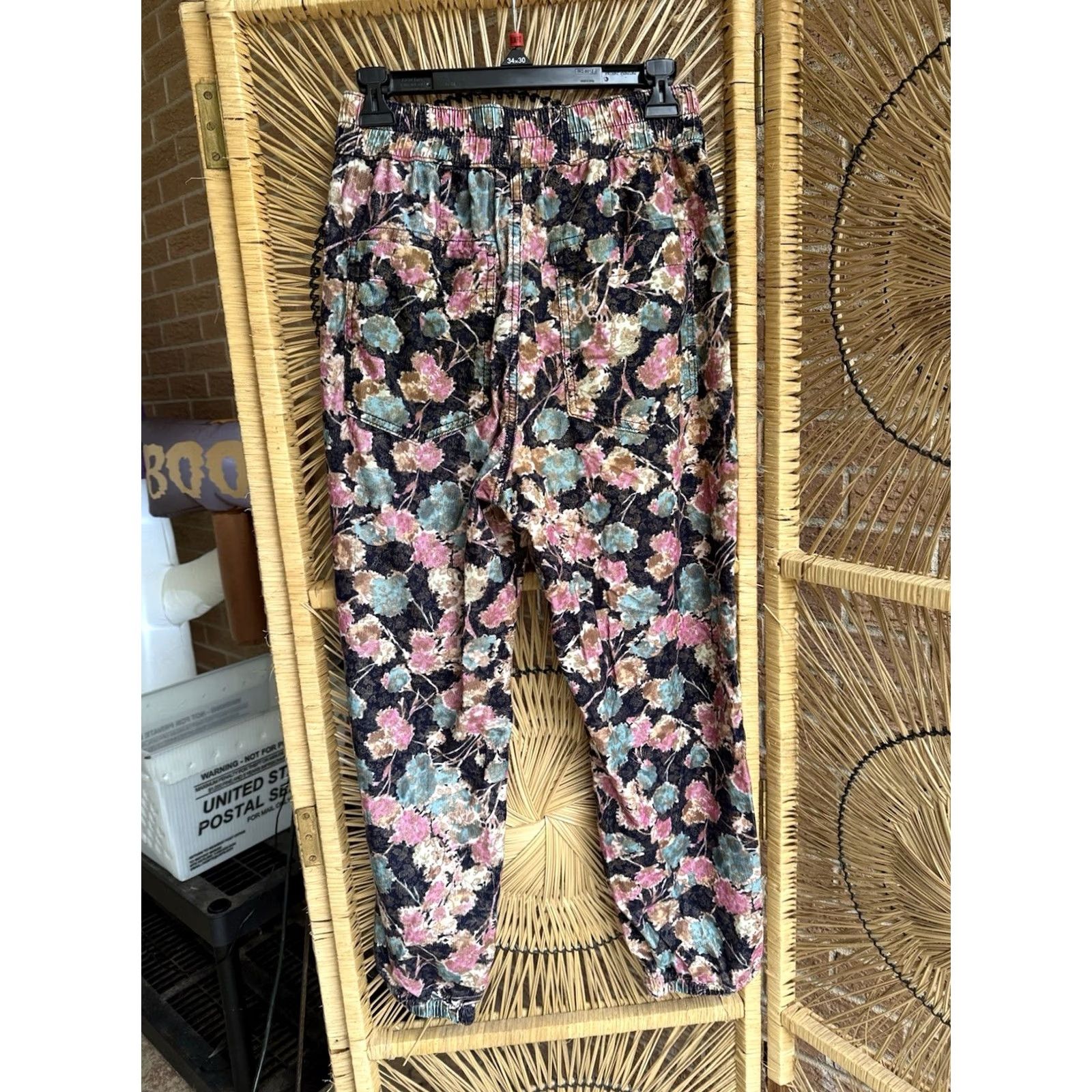 Anthropologie Anthropologie Jogger Pants Floral Corduroy Cotton S Multicolor Women EUC Size 28" / US 6 / IT 42 - 7 Thumbnail