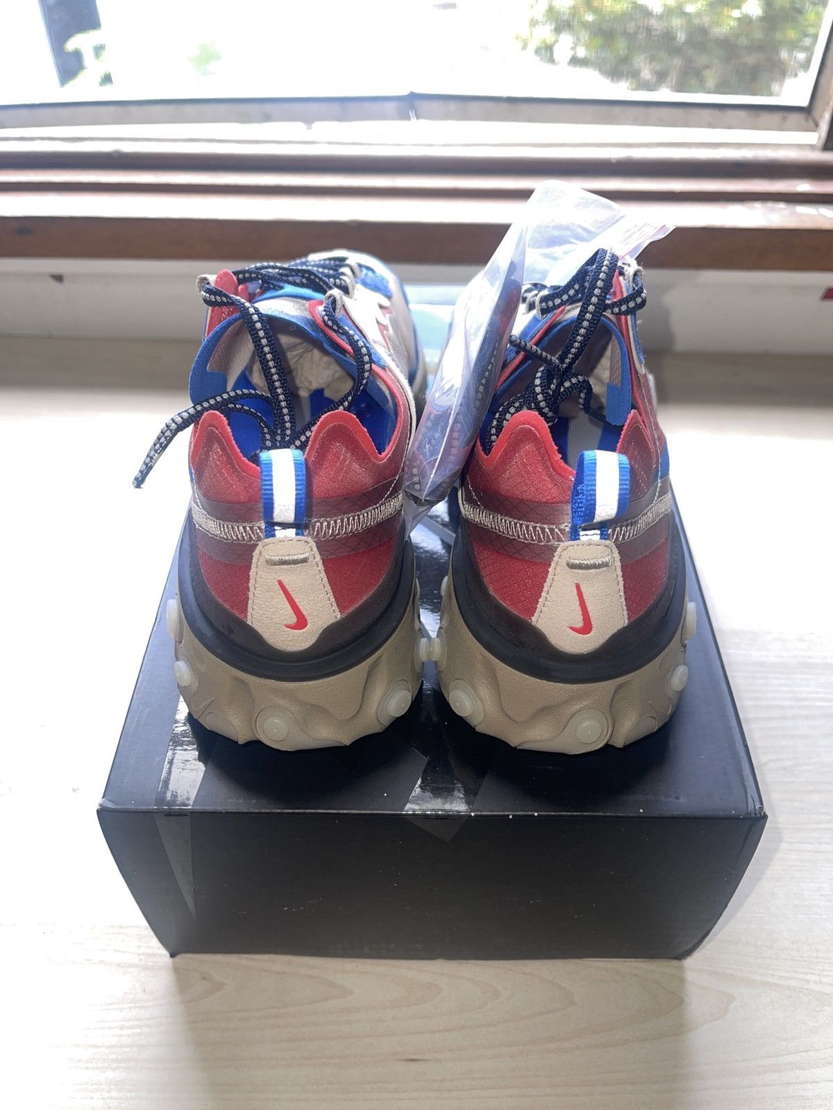 Nike × Undercover Nike React Element 87 Undecover Beige Chalk/Signal Blue US7 Size US 7 / EU 40 - 3 Thumbnail