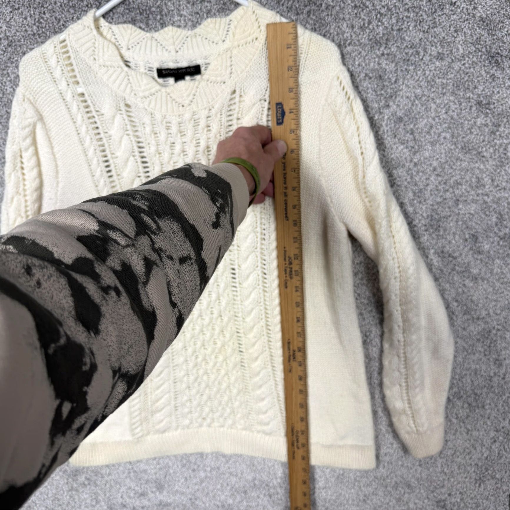 Banana Republic VINTAGE? No, Banana Republic Sweater Womens L Cream Cable Knit Preppy Coastal Grandmacore Shirt Womens L White Size L / US 10 / IT 46 - 2 Thumbnail