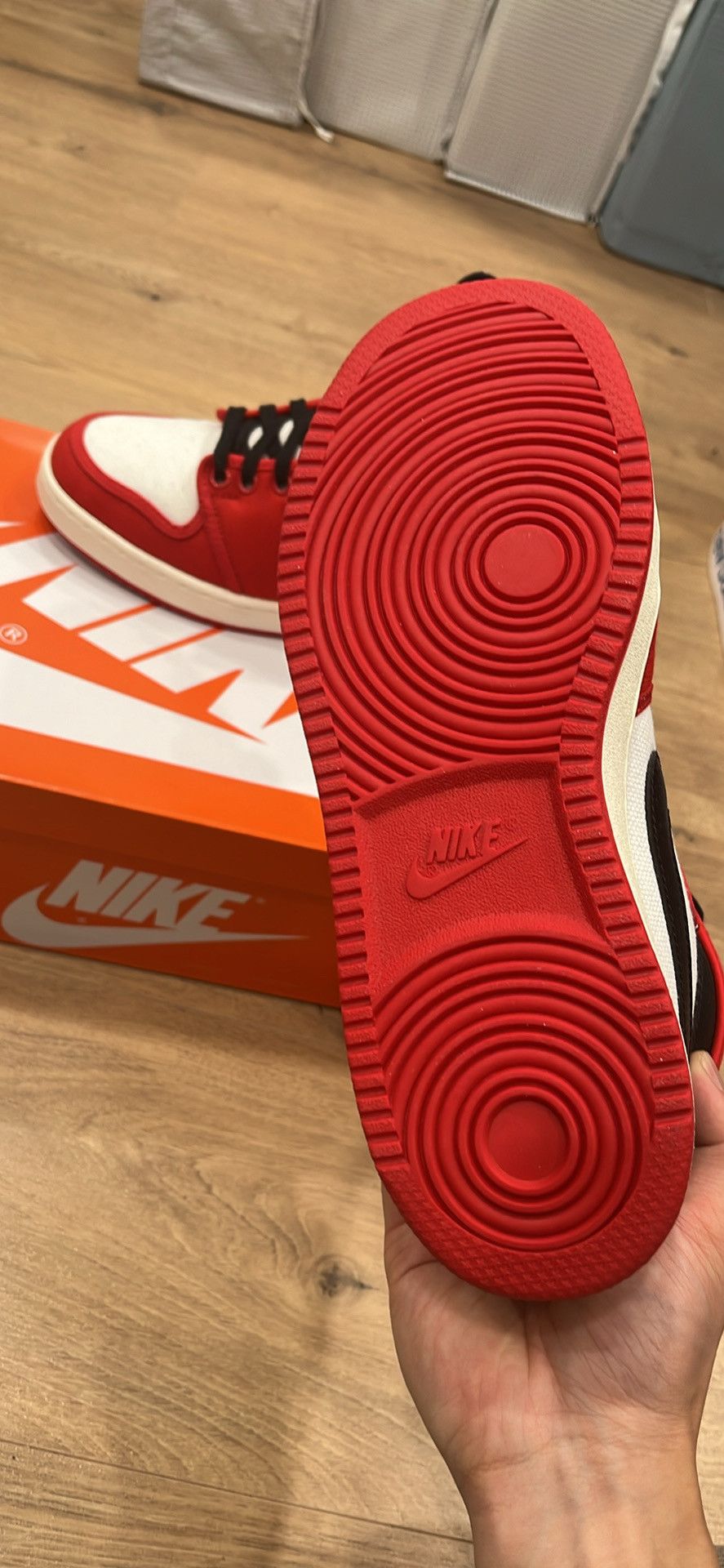Nike Jordan 1 Retro AJKO 'Chicago' 2021 Size US 8.5 / EU 41-42 - 4 Thumbnail