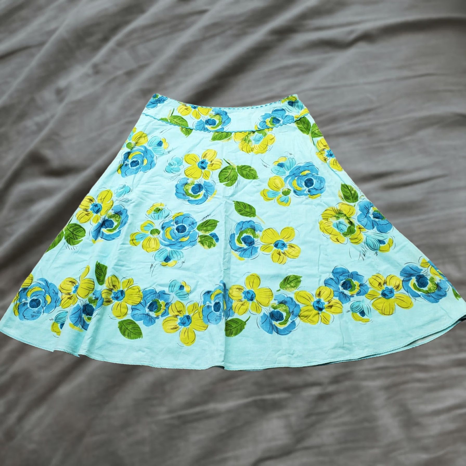 Liz Claiborne Liz Claiborne A-Line Skirt Womens 10 Multicolor Floral Linen Side Zip High Waist Skirt Size 32" / US 10 / IT 46 - 1 Thumbnail