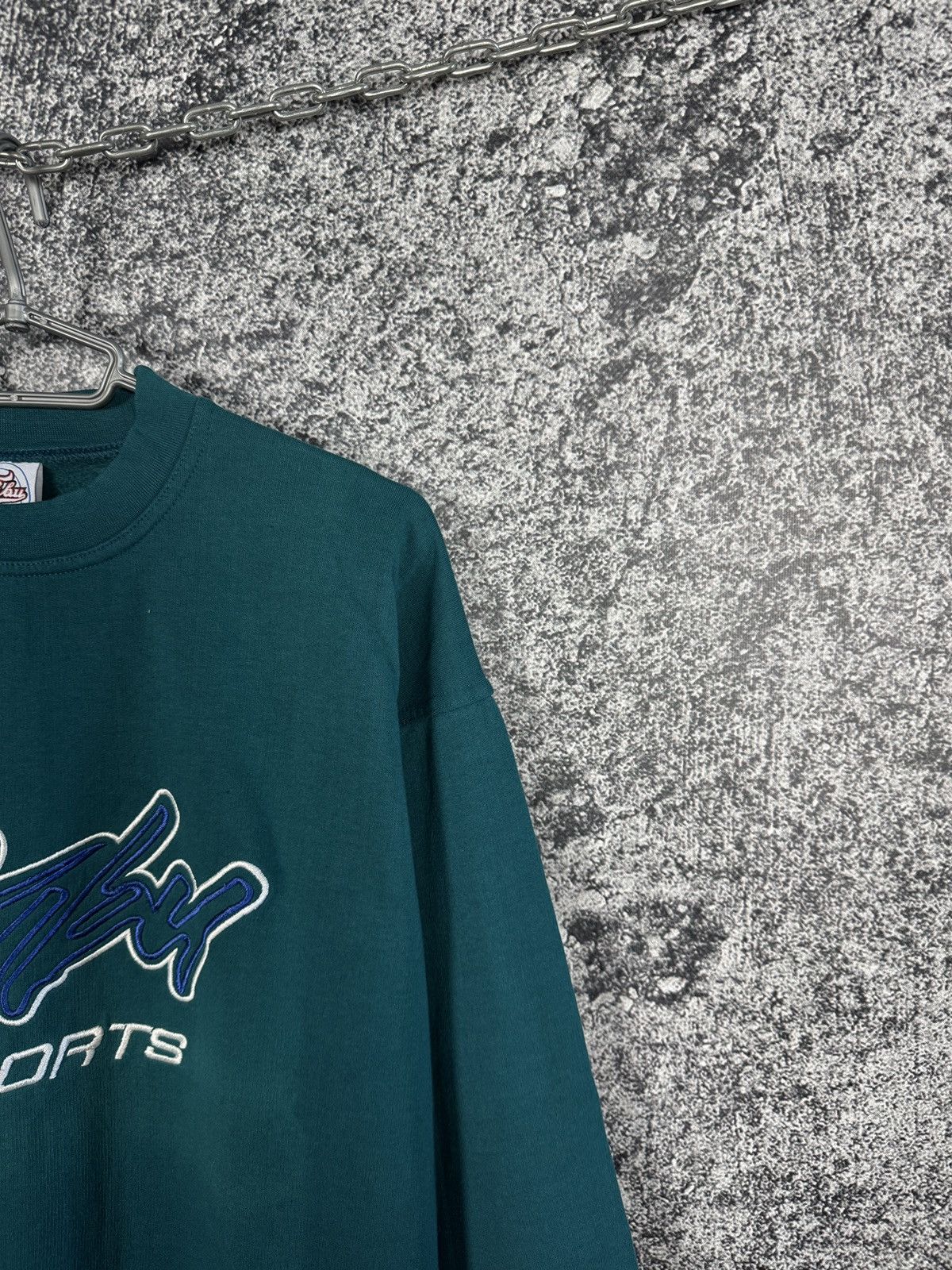 Fubu FUBU Sport Vintage Sweatshirt Embroidered Logo Streetwear XL Size US XL / EU 56 / 4 - 2 Thumbnail