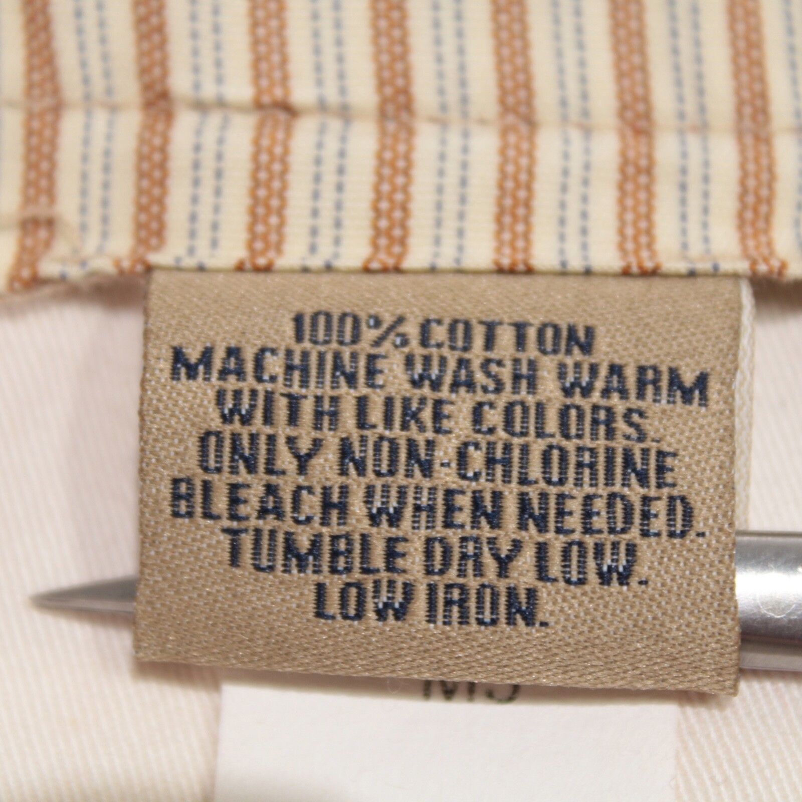 Bills Khakis Bills Khakis New with tags Chino Size 40 US In Red Size US 40 / EU 56 - 8 Thumbnail