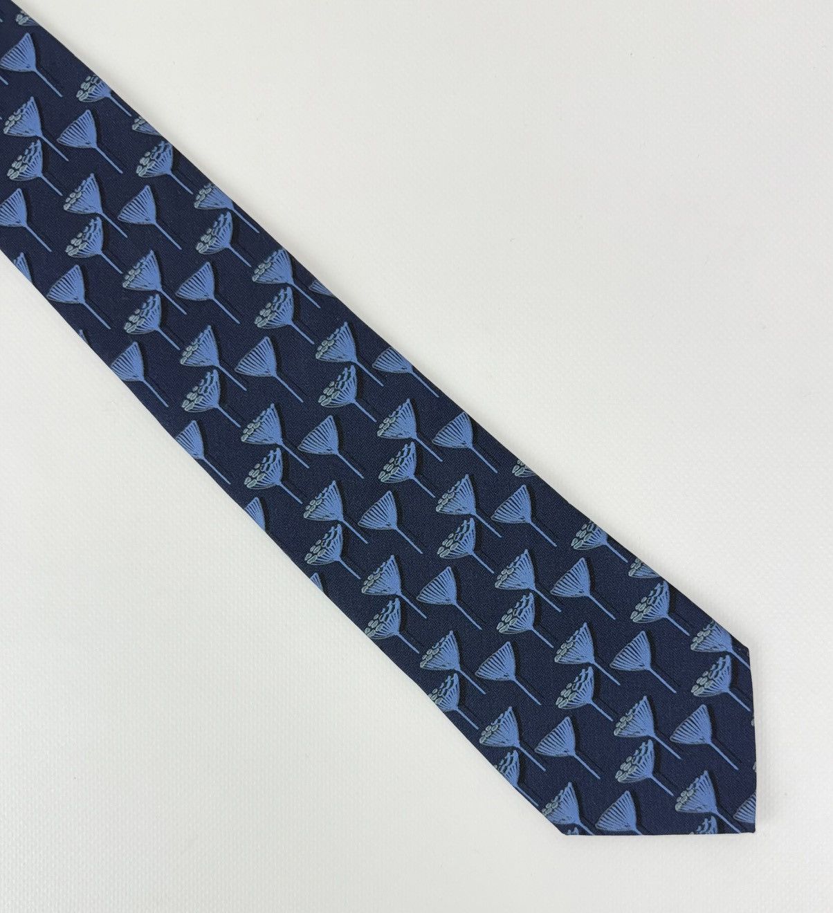 Yves Saint Laurent Yves Saint Laurent 100% silk Tie Blue Necktie Men Top YSL Size ONE SIZE - 7 Thumbnail