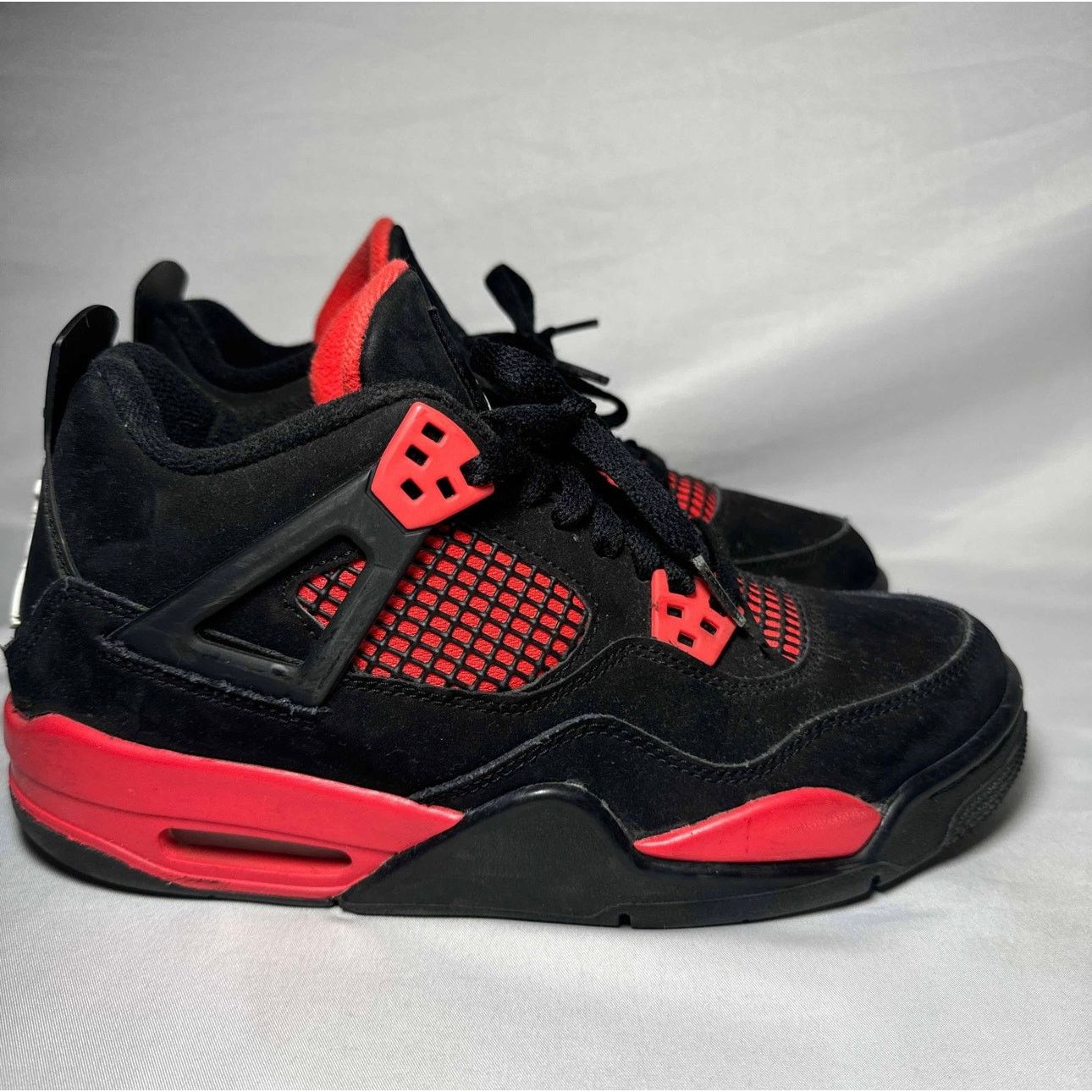 Jordan Brand × Nike Size 7 - Nike Air Jordan 4 Retro GS Red Thunder Men's Shoes Size US 7 / EU 40 - 1 Thumbnail