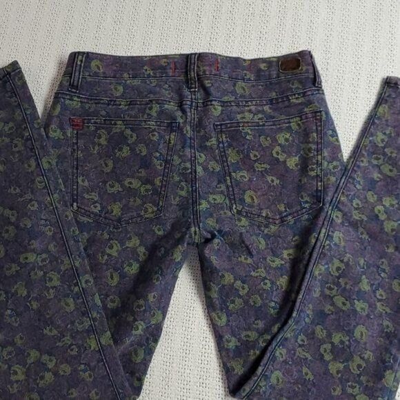 Bdg BDG Skinny Mid Rise Sz. 27 x 30 Colorful Floral Blue Jeans w Size 27" / US 4 / IT 40 - 7 Thumbnail